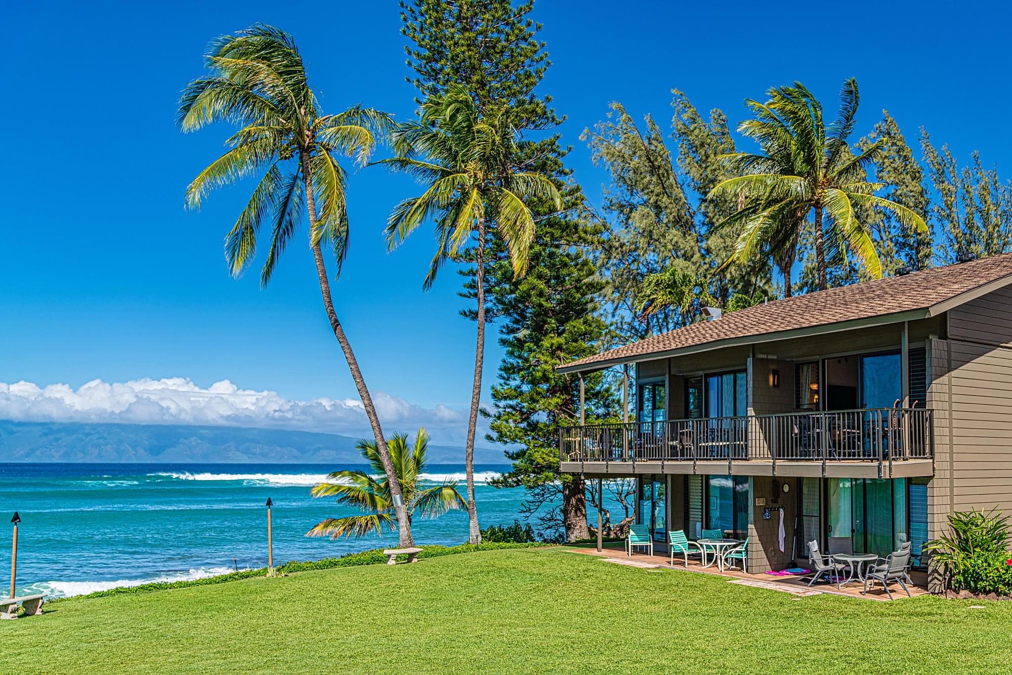 Polynesian Shores condo # 202, Lahaina, Hawaii - photo 5 of 30