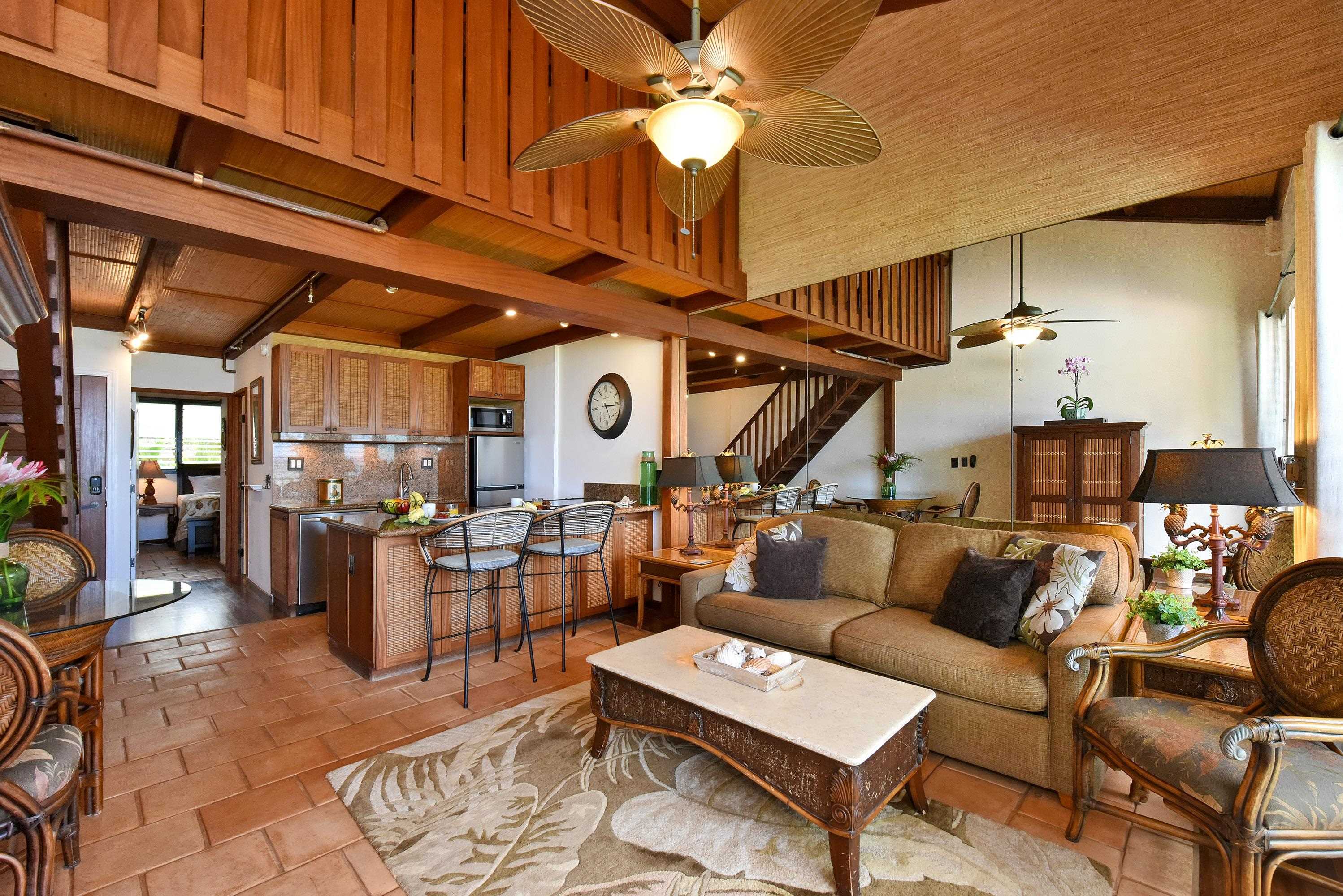 Polynesian Shores condo # 204, Lahaina, Hawaii - photo 11 of 50