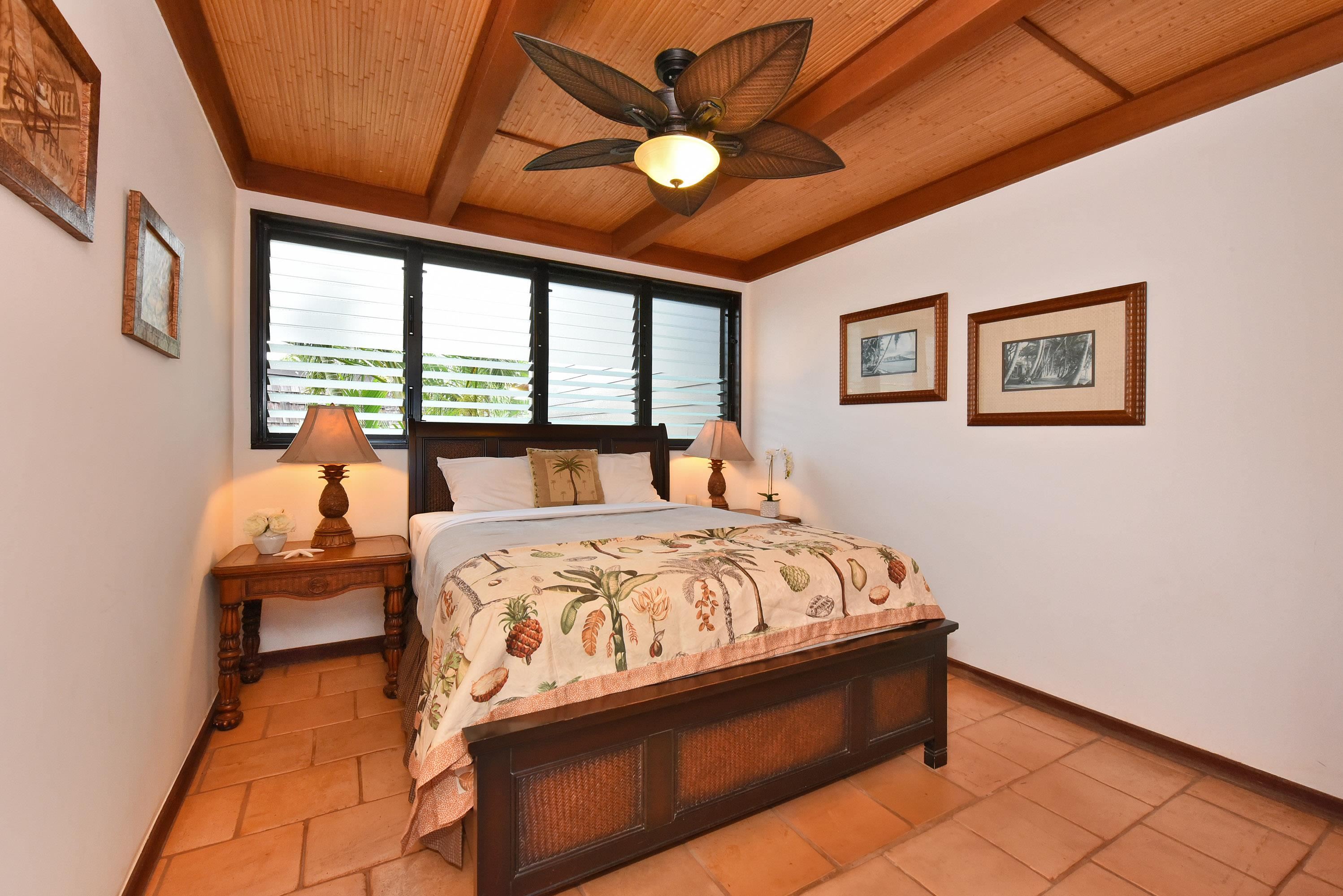 Polynesian Shores condo # 204, Lahaina, Hawaii - photo 23 of 50