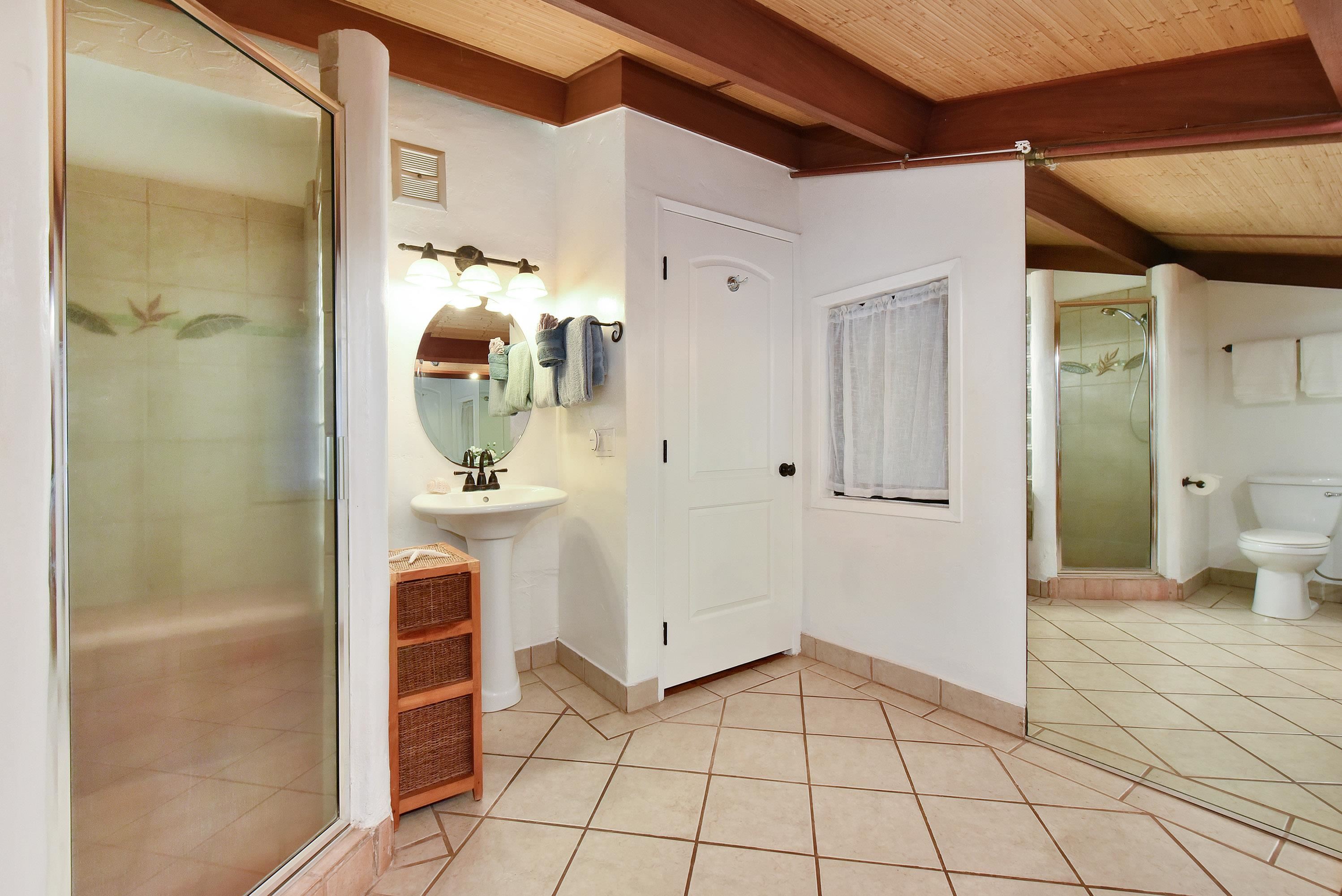 Polynesian Shores condo # 204, Lahaina, Hawaii - photo 32 of 50