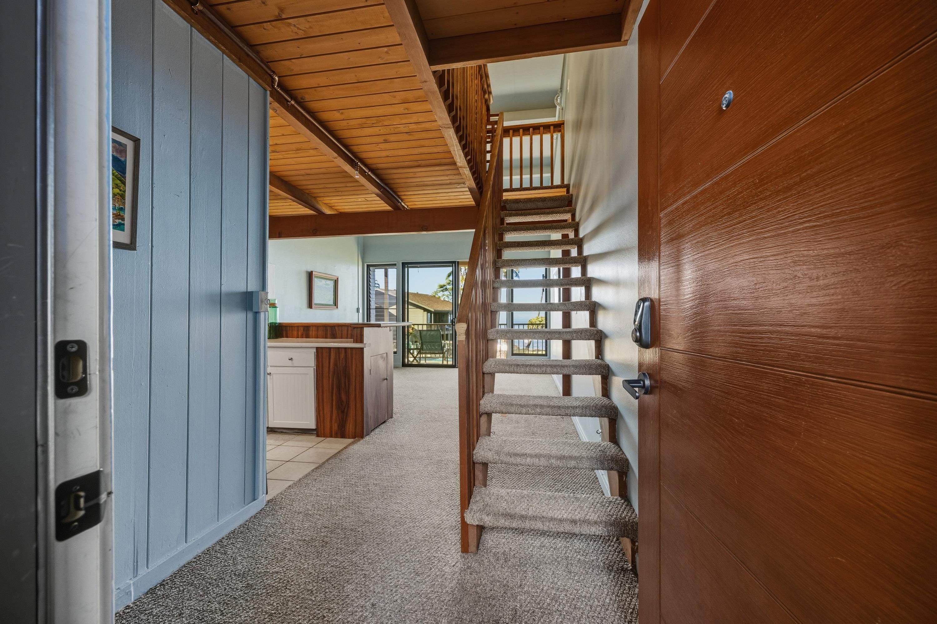 Polynesian Shores condo # 206, Lahaina, Hawaii - photo 4 of 38