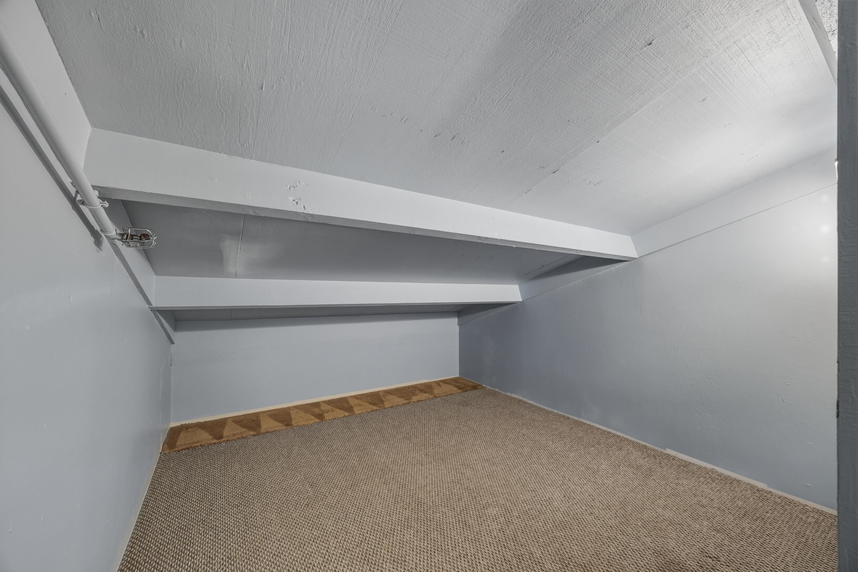 Polynesian Shores condo # 206, Lahaina, Hawaii - photo 32 of 38