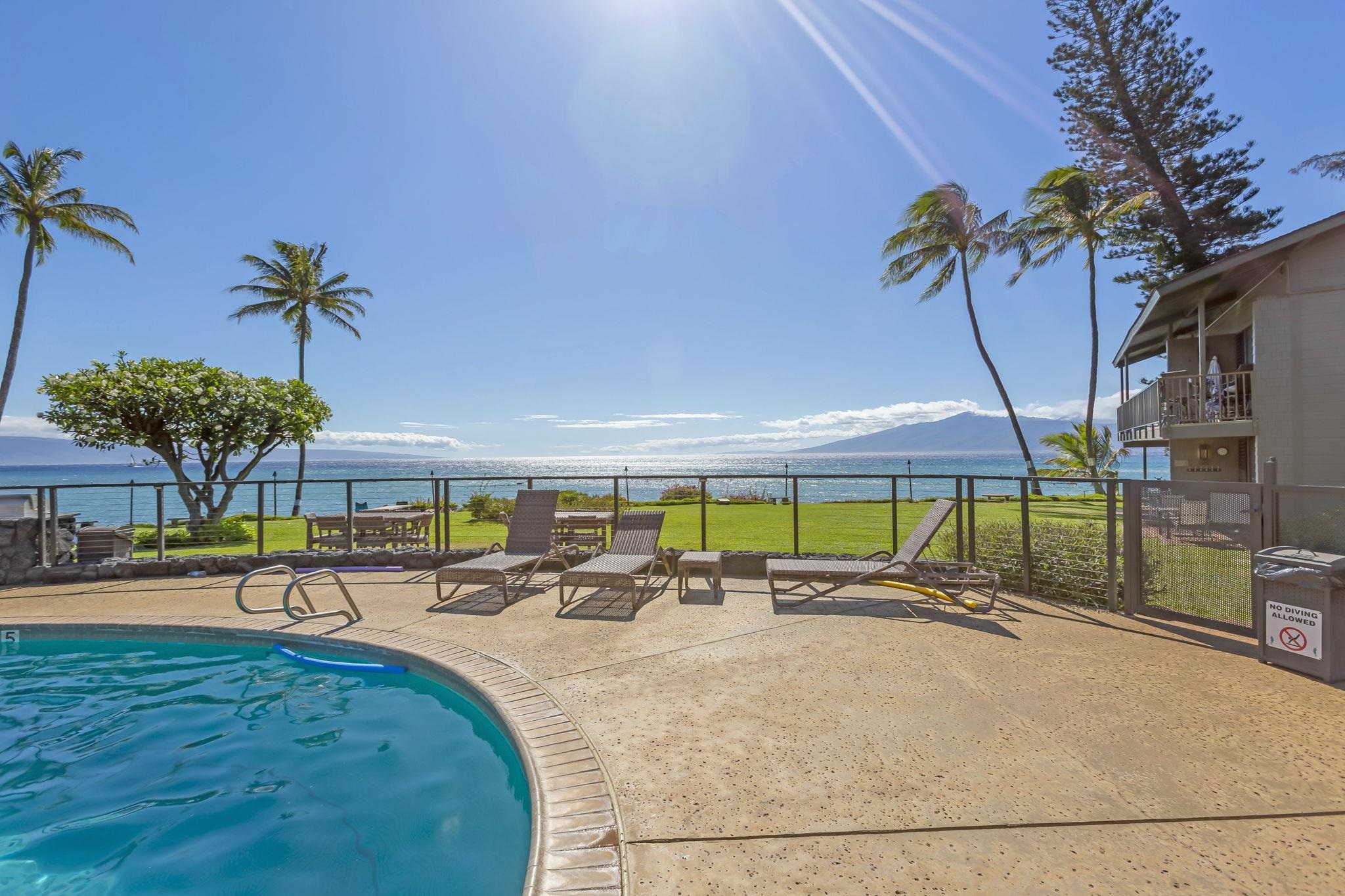 Polynesian Shores condo # 221, Lahaina, Hawaii - photo 32 of 35