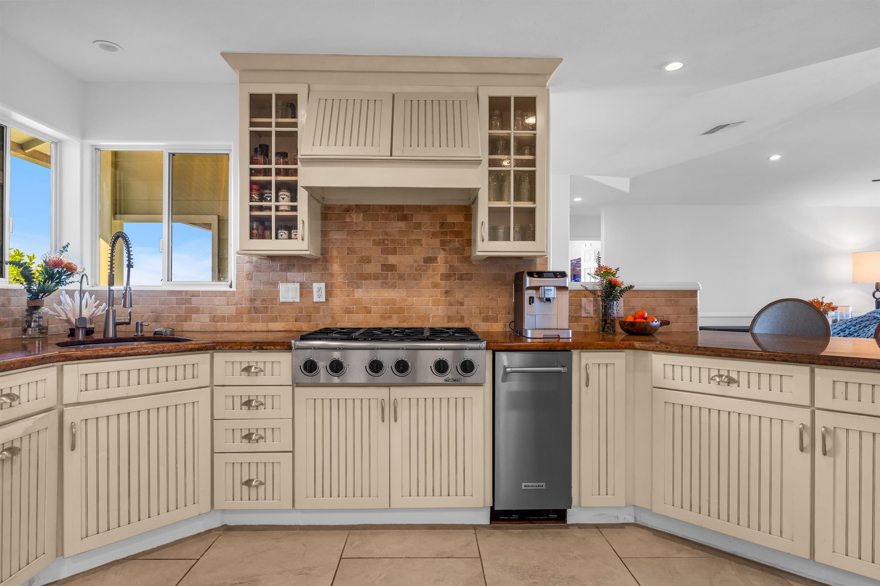 40  Kapalulu Pl , Kula/Ulupalakua/Kanaio home - photo 7 of 45