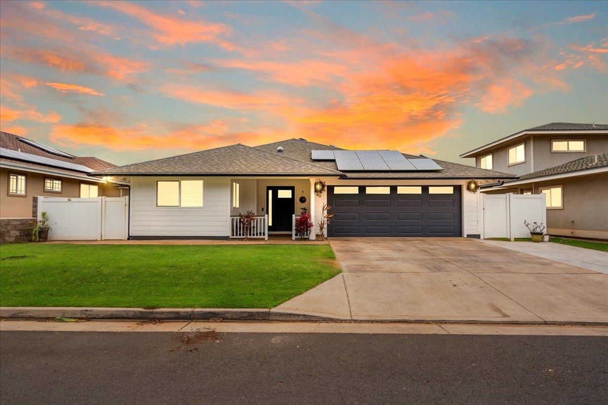40  Koani Loop Waikapu, Wailuku home - photo 2 of 31