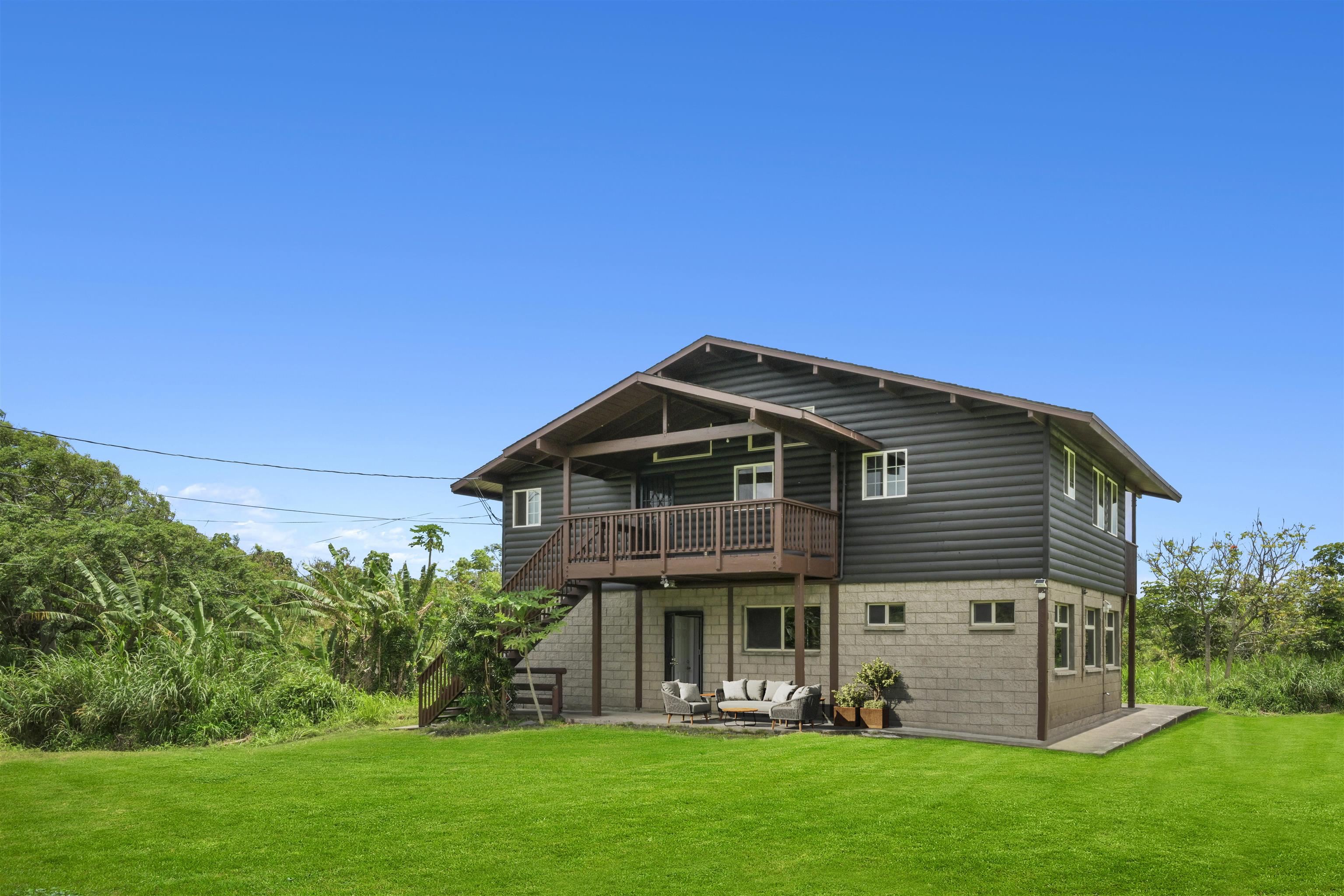 40  Uwala Rd Hana Agricultural Park, Hana home - photo 2 of 44