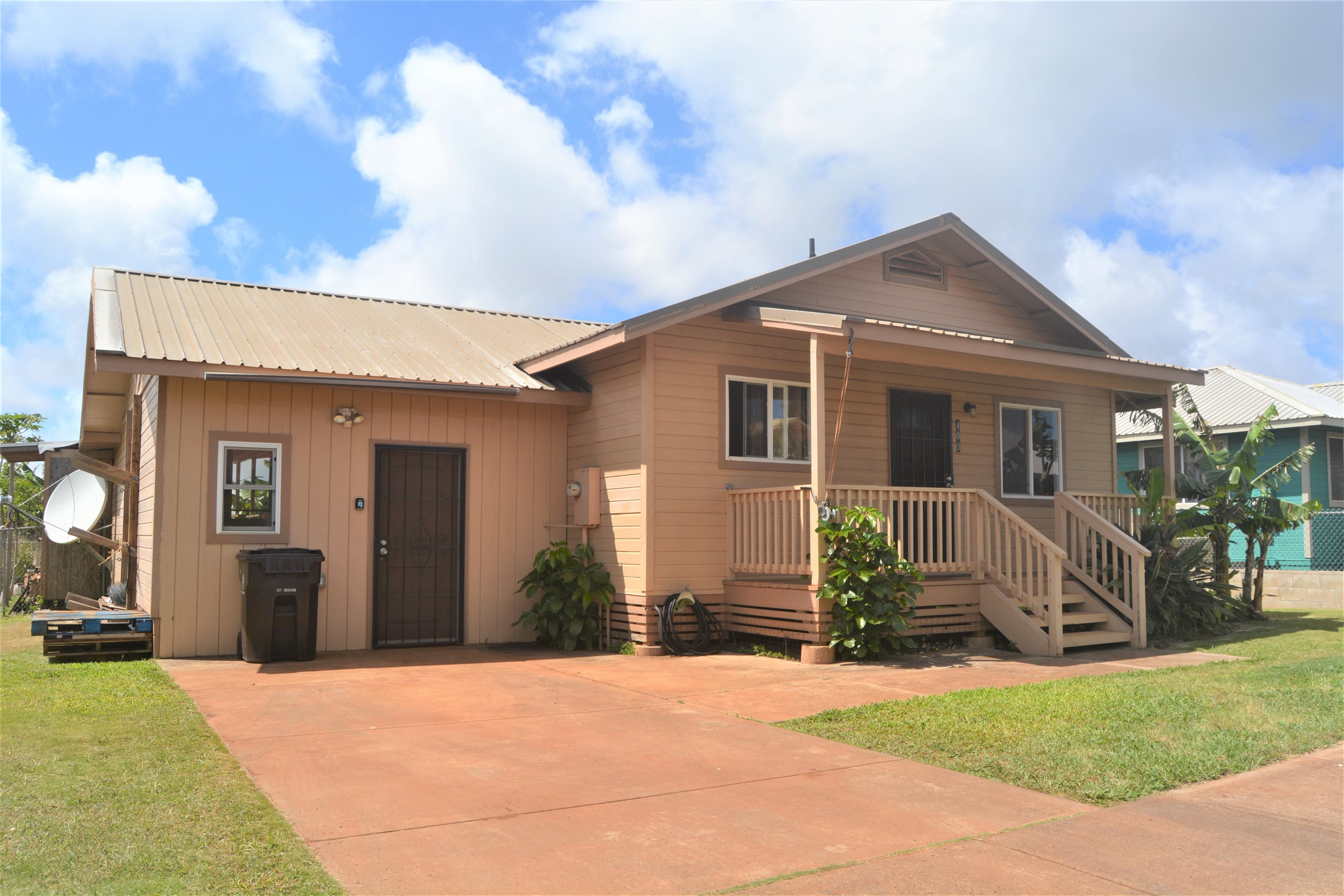 400  Ahakea St , Lanai home - photo 2 of 16