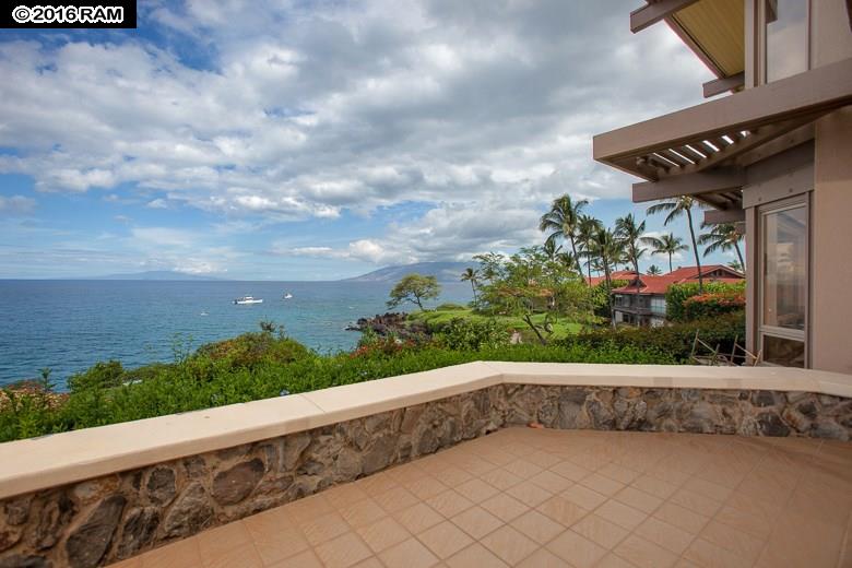 Wailea Point I II III condo # 1103, Kihei, Hawaii - photo 3 of 21