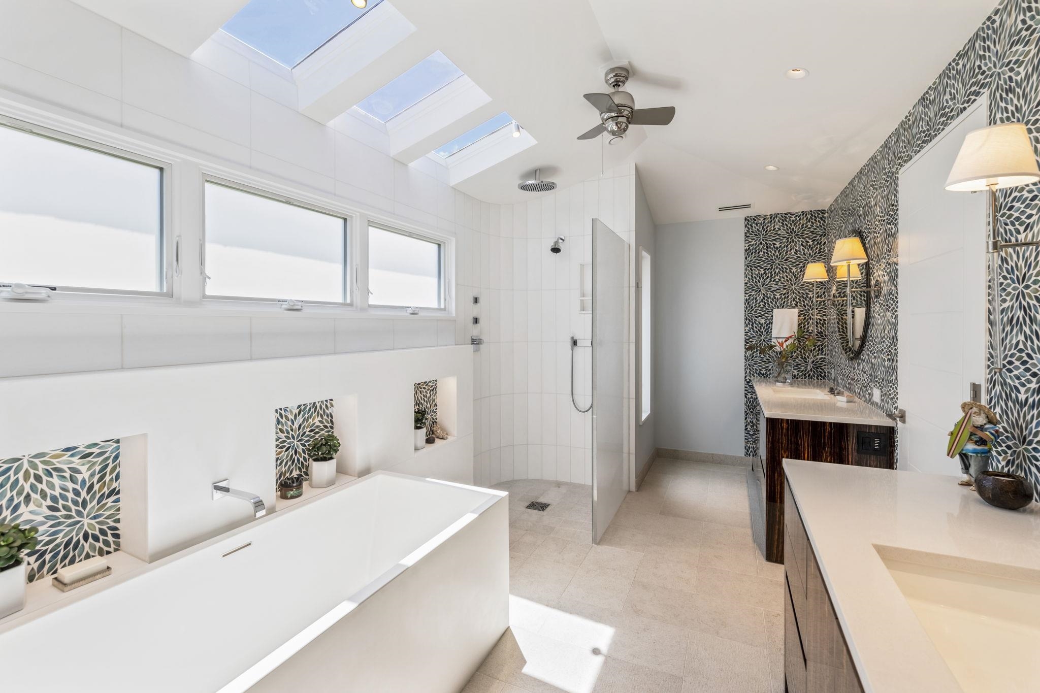 Wailea Point I II III condo # 1404, Kihei, Hawaii - photo 3 of 50