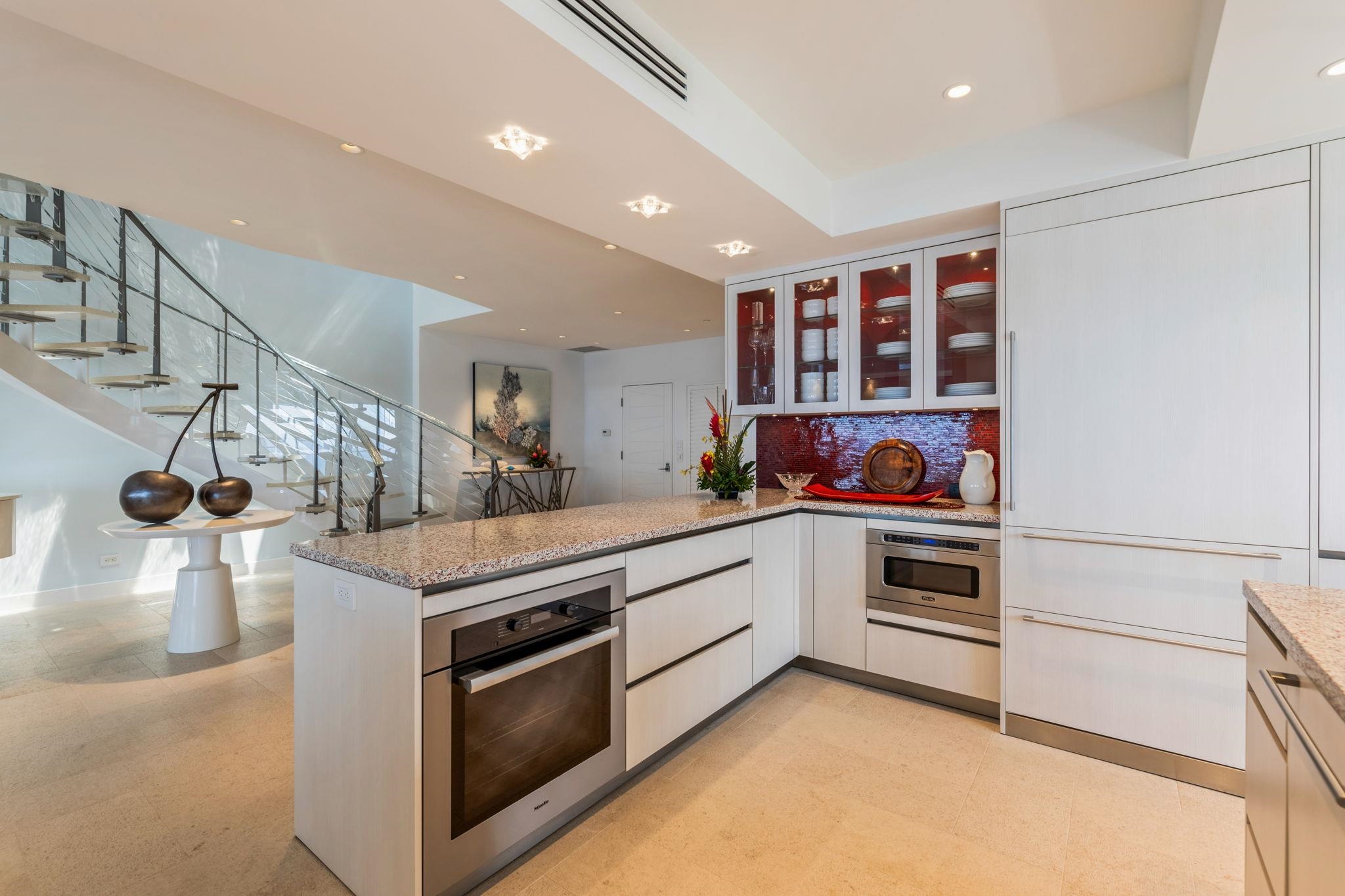 Wailea Point I II III condo # 1404, Kihei, Hawaii - photo 10 of 50