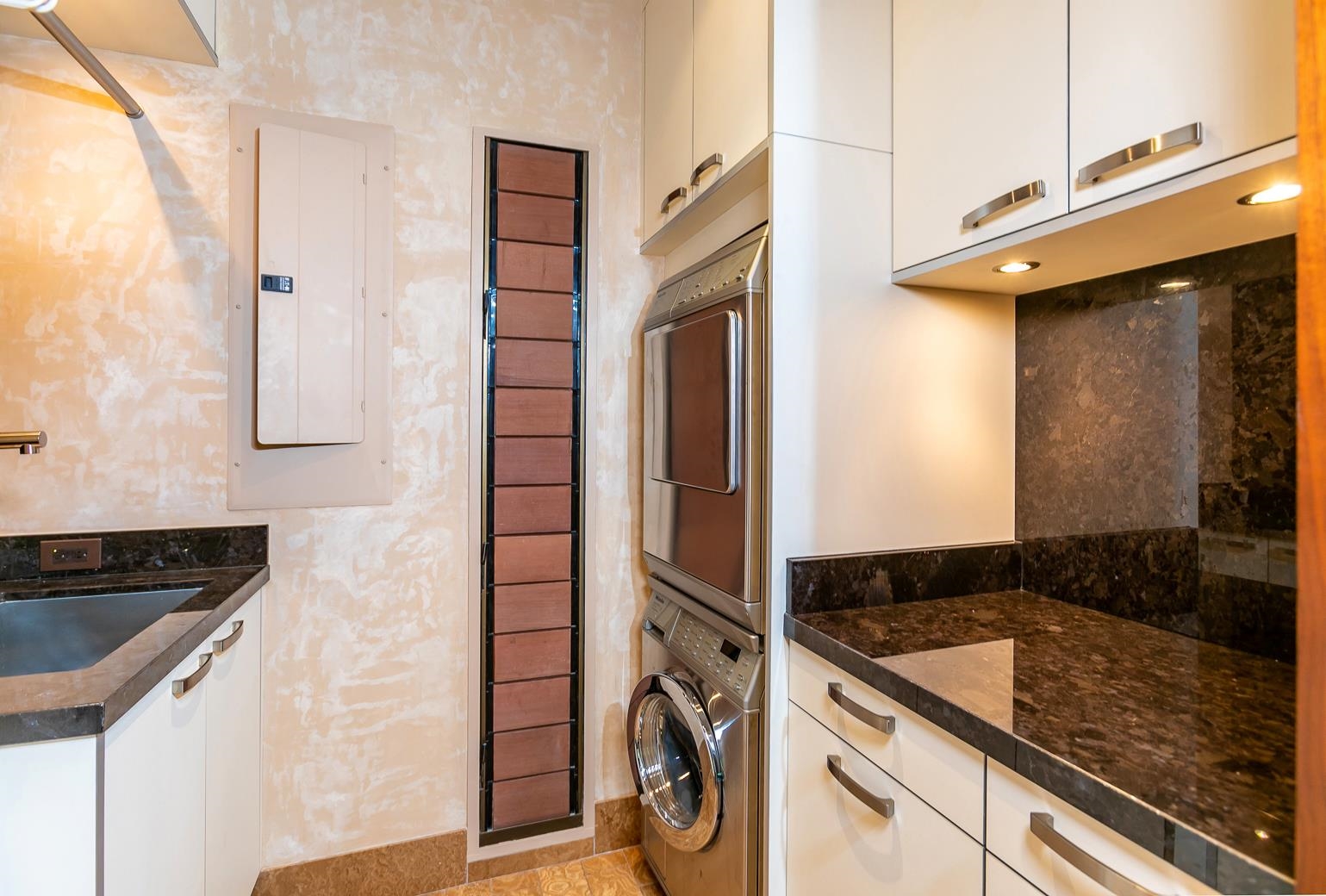 Wailea Point I II III condo # 1602, Kihei, Hawaii - photo 36 of 50