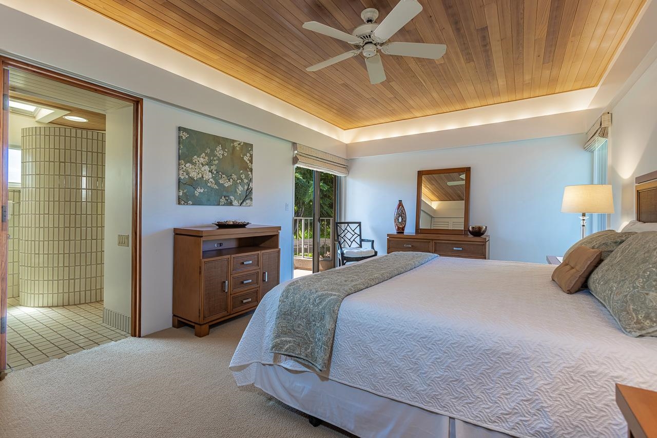 Wailea Point I II III condo # 1904, Kihei, Hawaii - photo 20 of 50