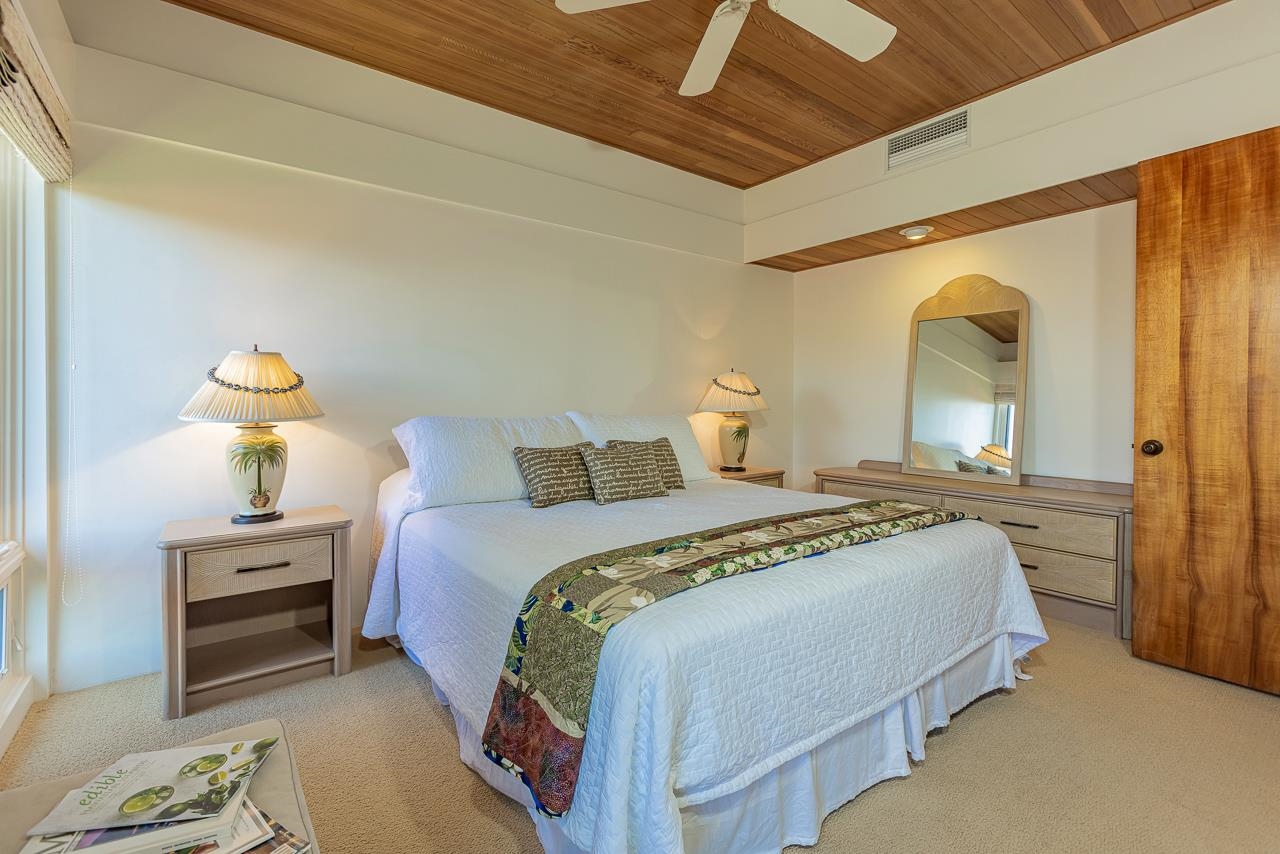 Wailea Point I II III condo # 1904, Kihei, Hawaii - photo 25 of 50