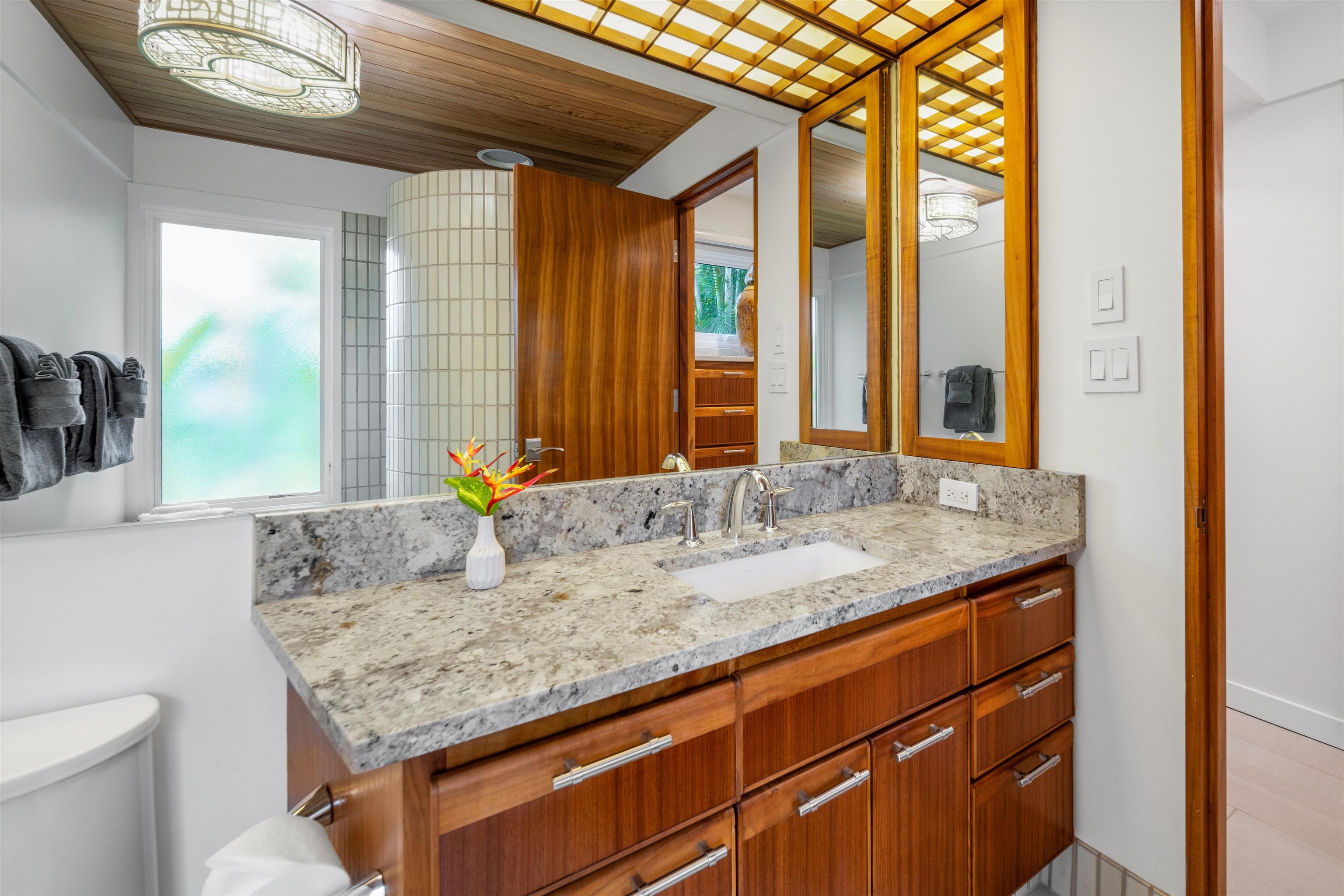 Wailea Point I II III condo # 2003, Kihei, Hawaii - photo 10 of 28