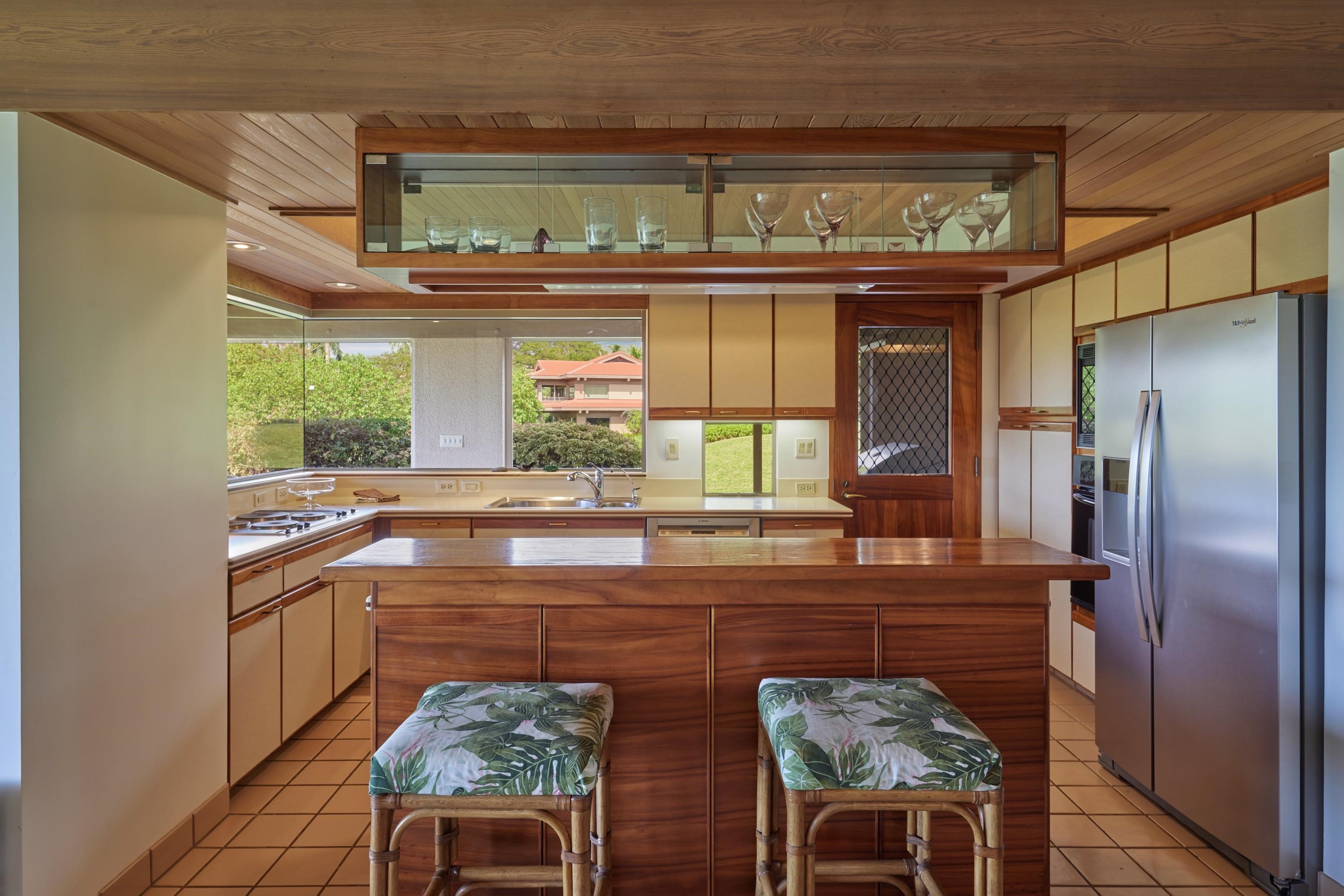 Wailea Point I II III condo # 2101, Kihei, Hawaii - photo 15 of 43