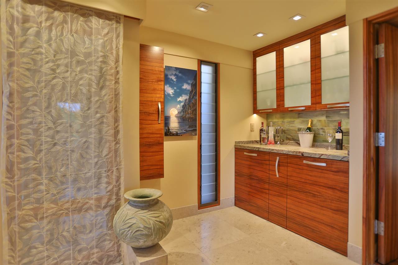 Wailea Point I II III condo # 2304, Kihei, Hawaii - photo 13 of 30