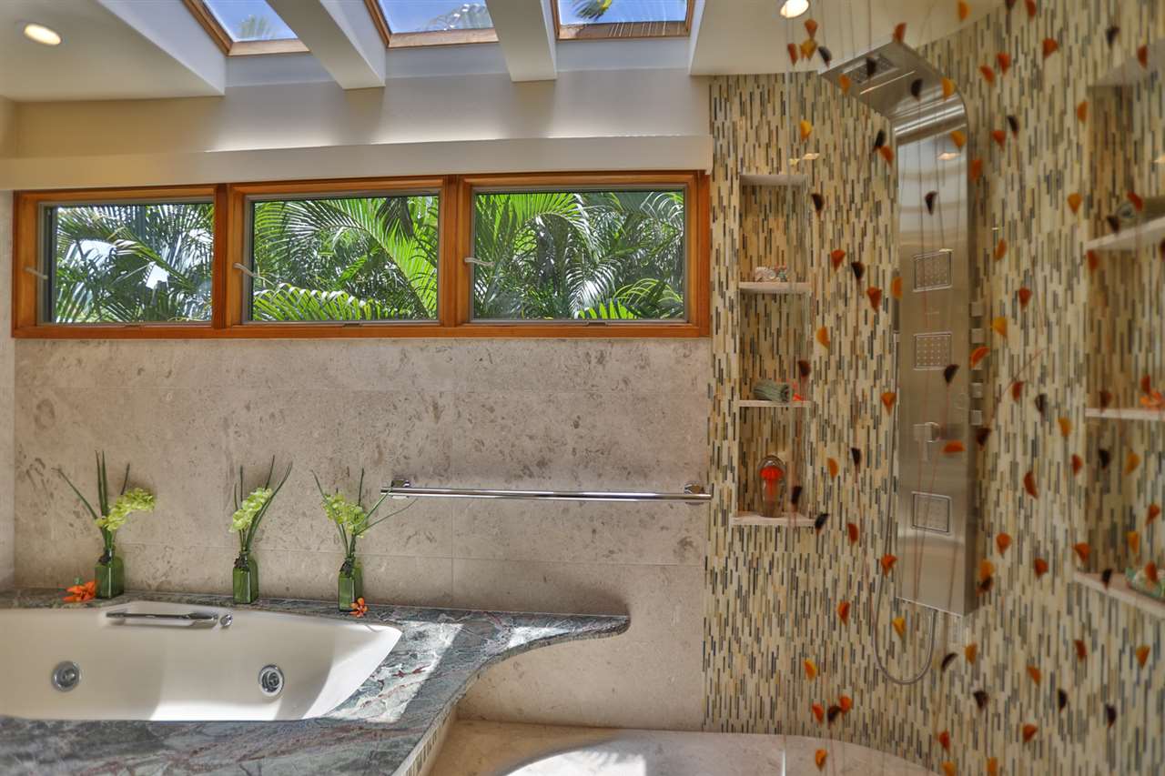 Wailea Point I II III condo # 2304, Kihei, Hawaii - photo 18 of 30