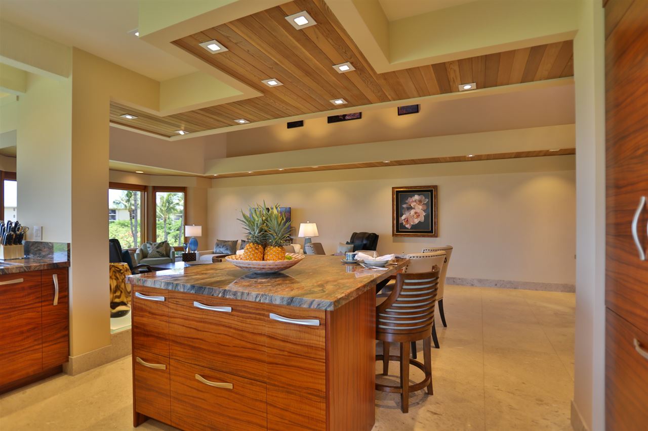 Wailea Point I II III condo # 2304, Kihei, Hawaii - photo 8 of 30