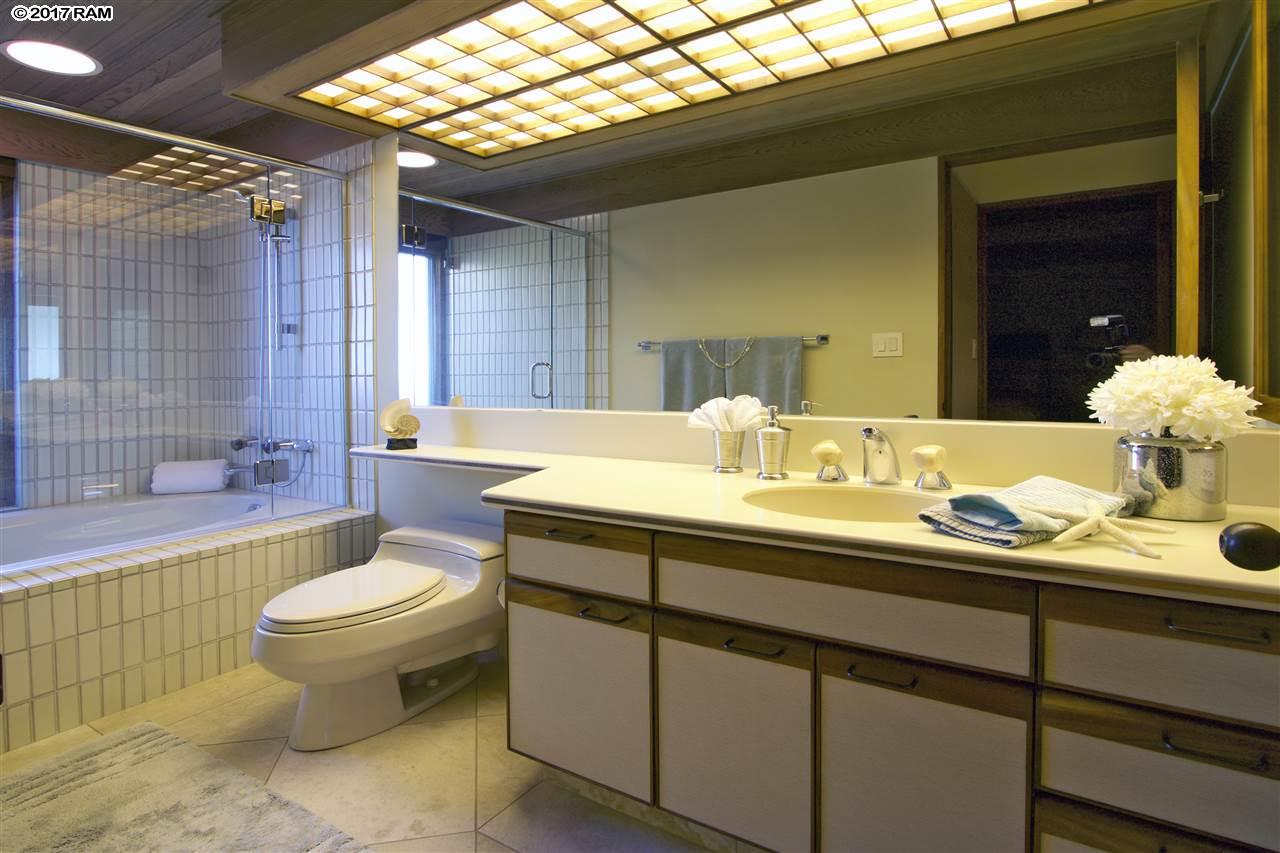 Wailea Point I II III condo # 2601, Kihei, Hawaii - photo 22 of 30