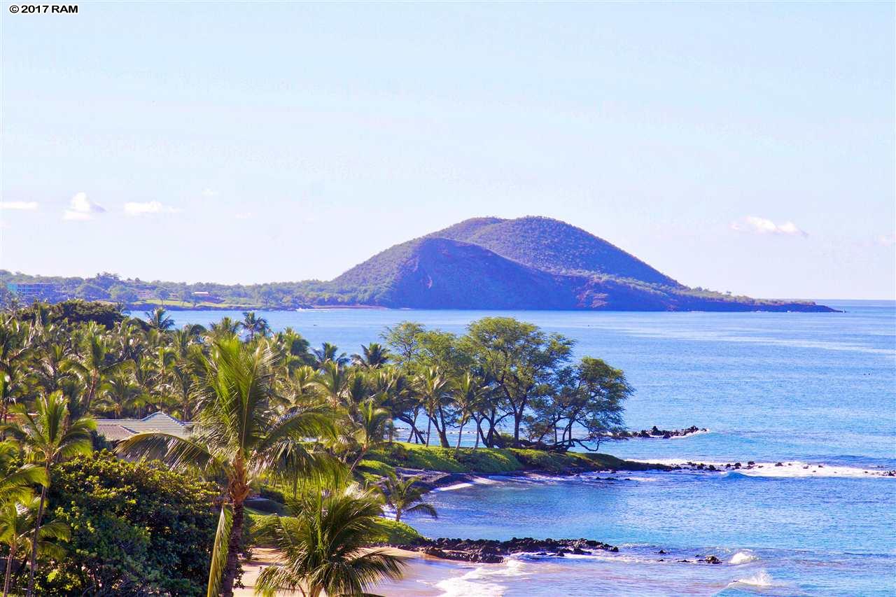 Wailea Point I II III condo # 2601, Kihei, Hawaii - photo 4 of 30