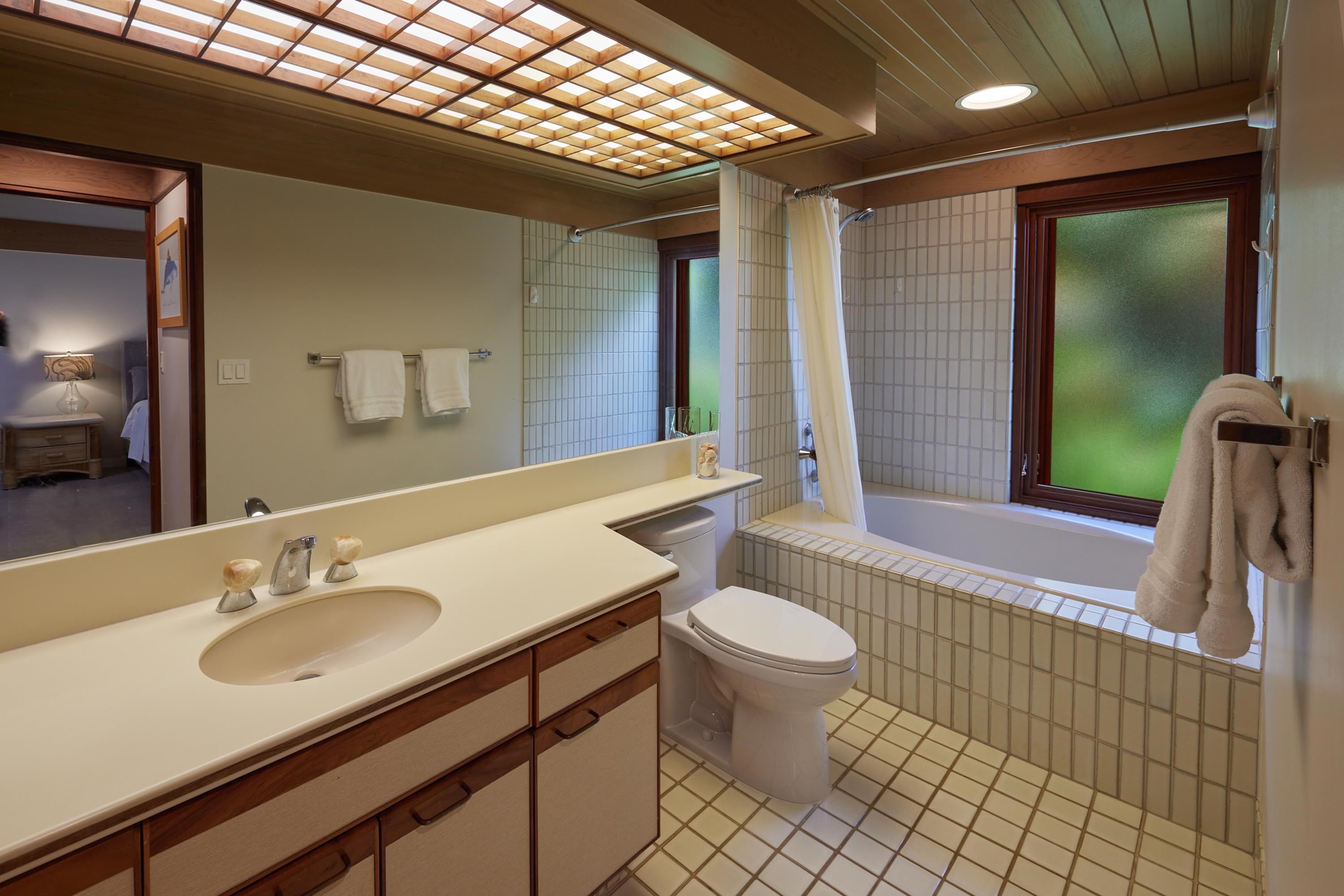 Wailea Point I II III condo # 3003, Kihei, Hawaii - photo 17 of 48