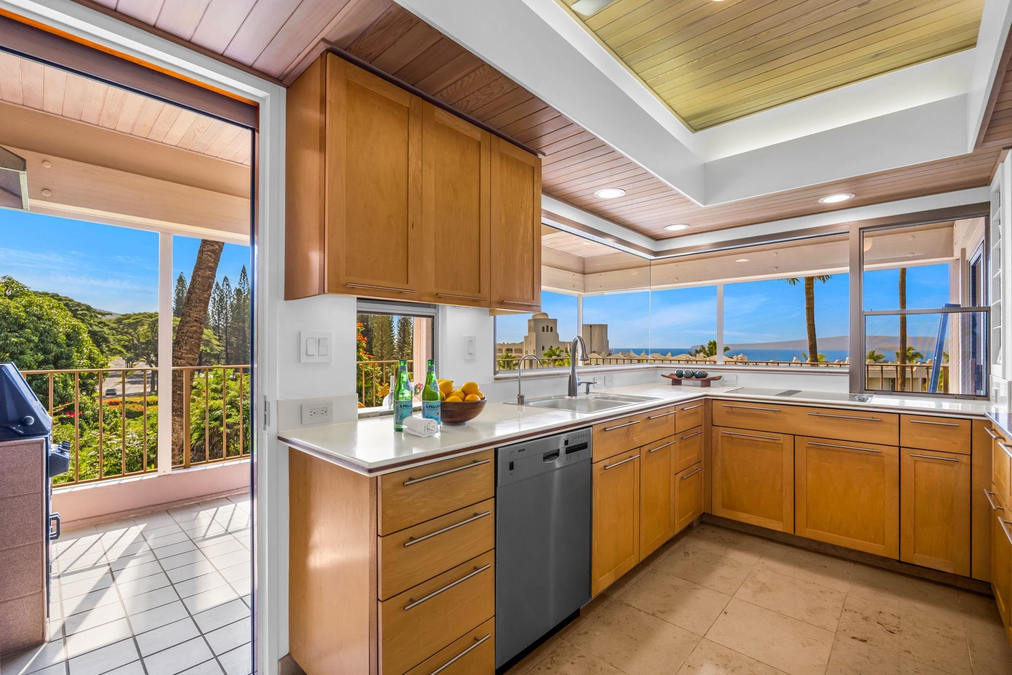 Wailea Point I II III condo # 3304, Kihei, Hawaii - photo 20 of 50