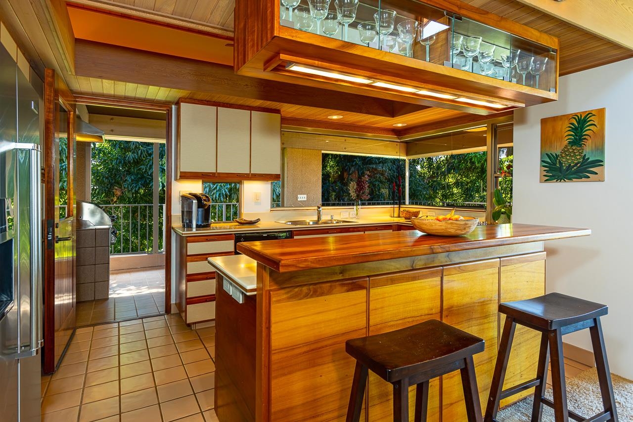 Wailea Point I II III condo # 3404, Kihei, Hawaii - photo 12 of 48