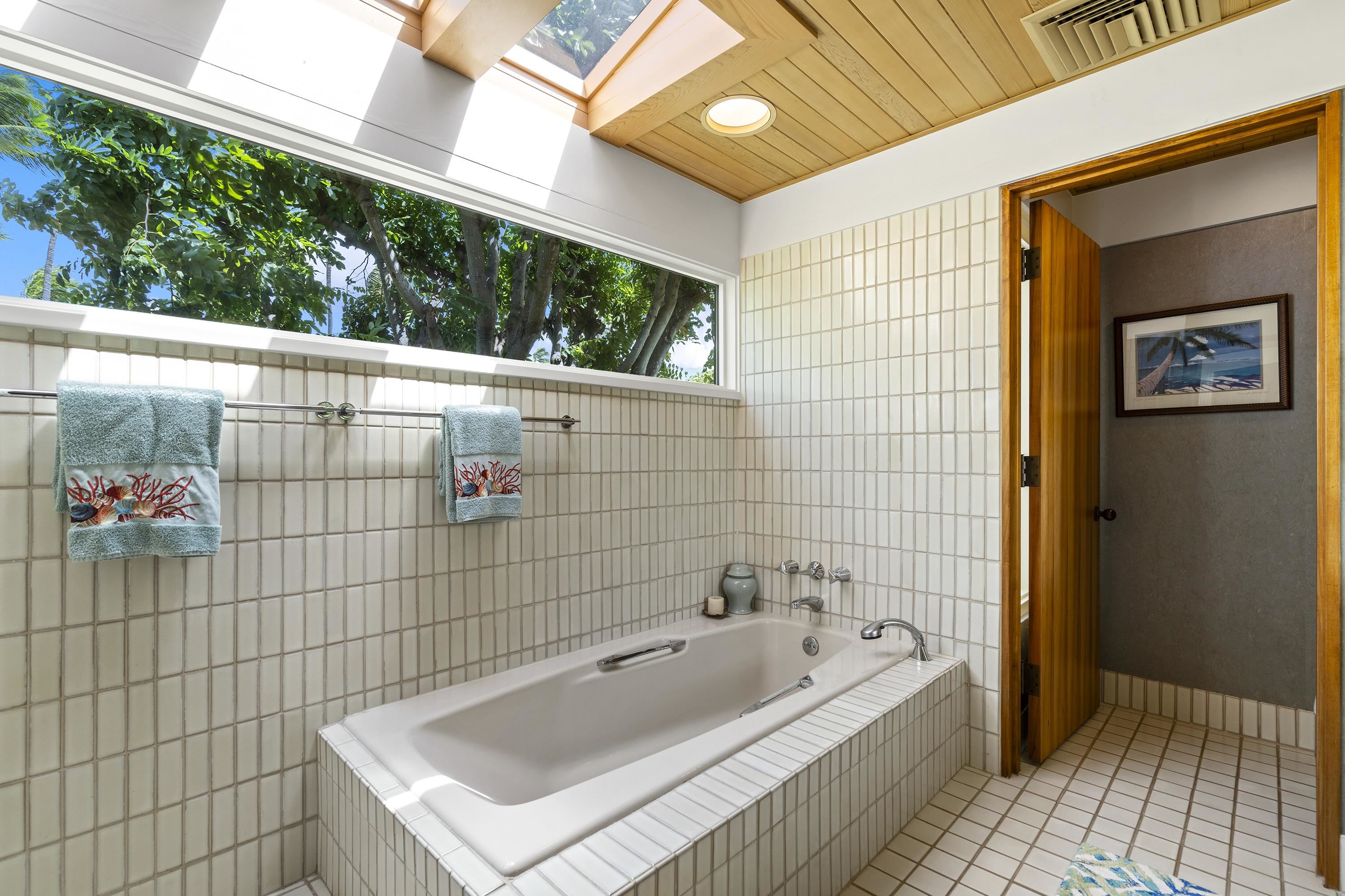 Wailea Point I II III condo # 502, Kihei, Hawaii - photo 20 of 48