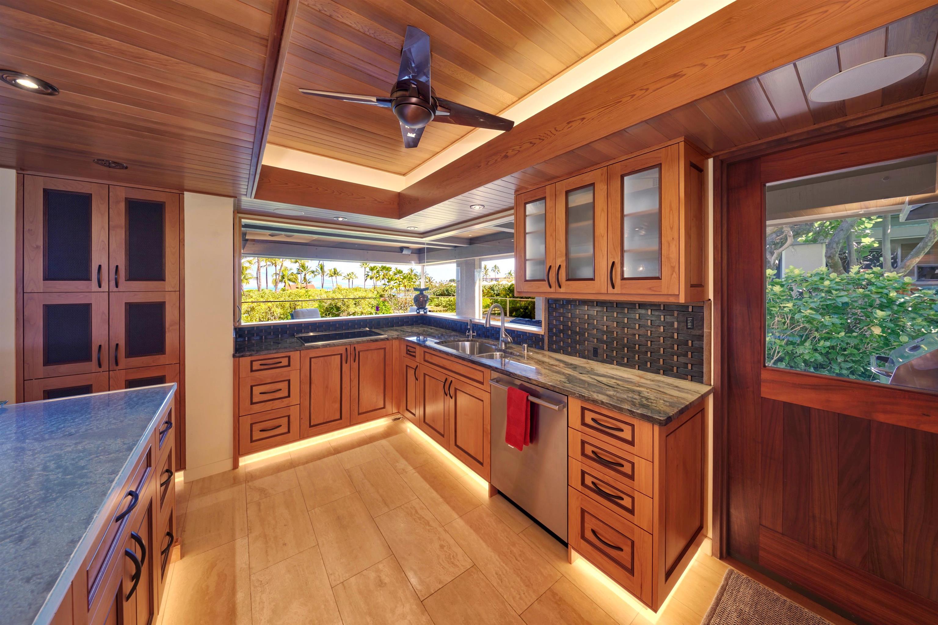 Wailea Point I II III condo # 901, Kihei, Hawaii - photo 32 of 48