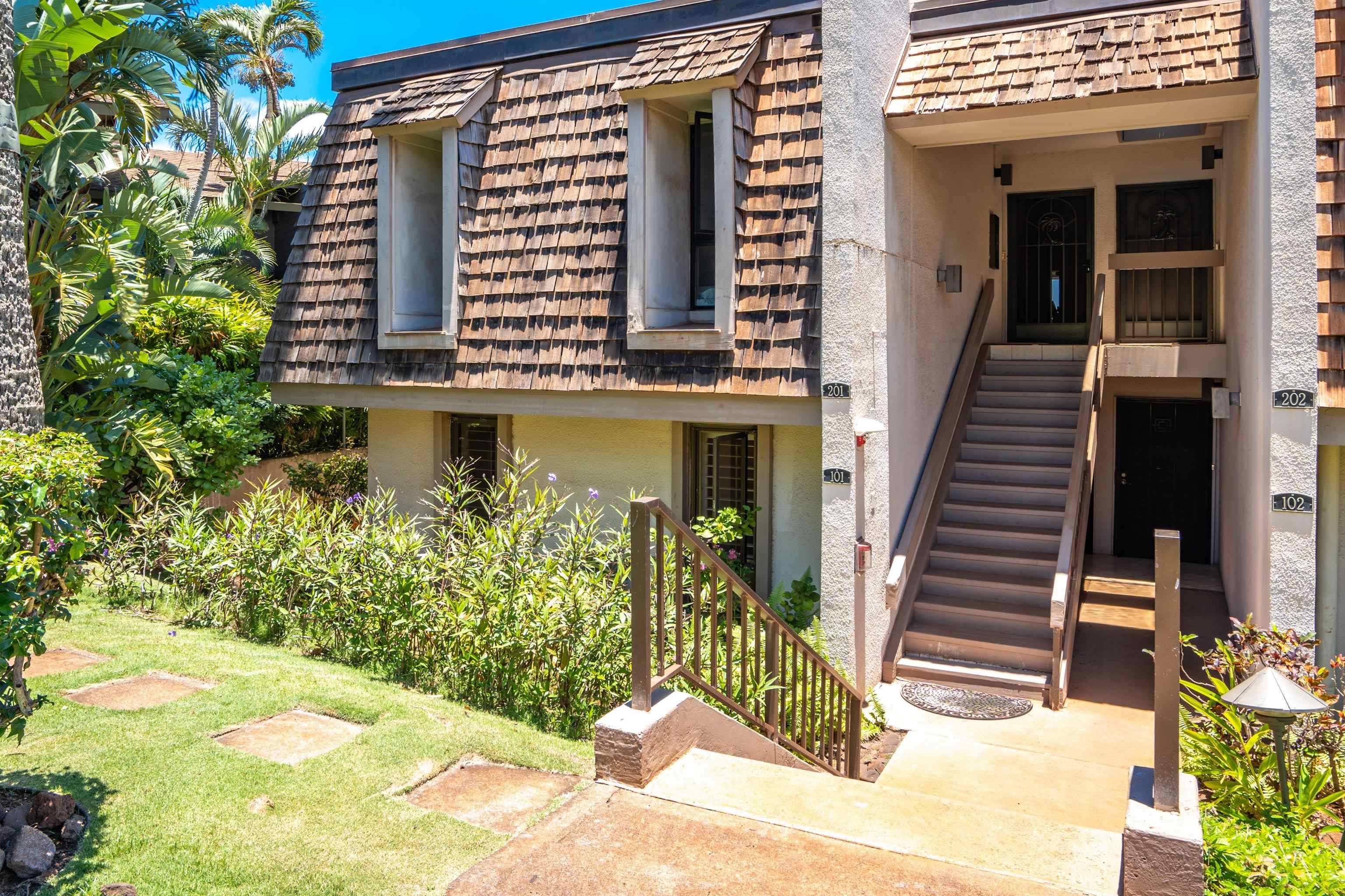 Mahinahina Beach condo # 101, Lahaina, Hawaii - photo 21 of 27