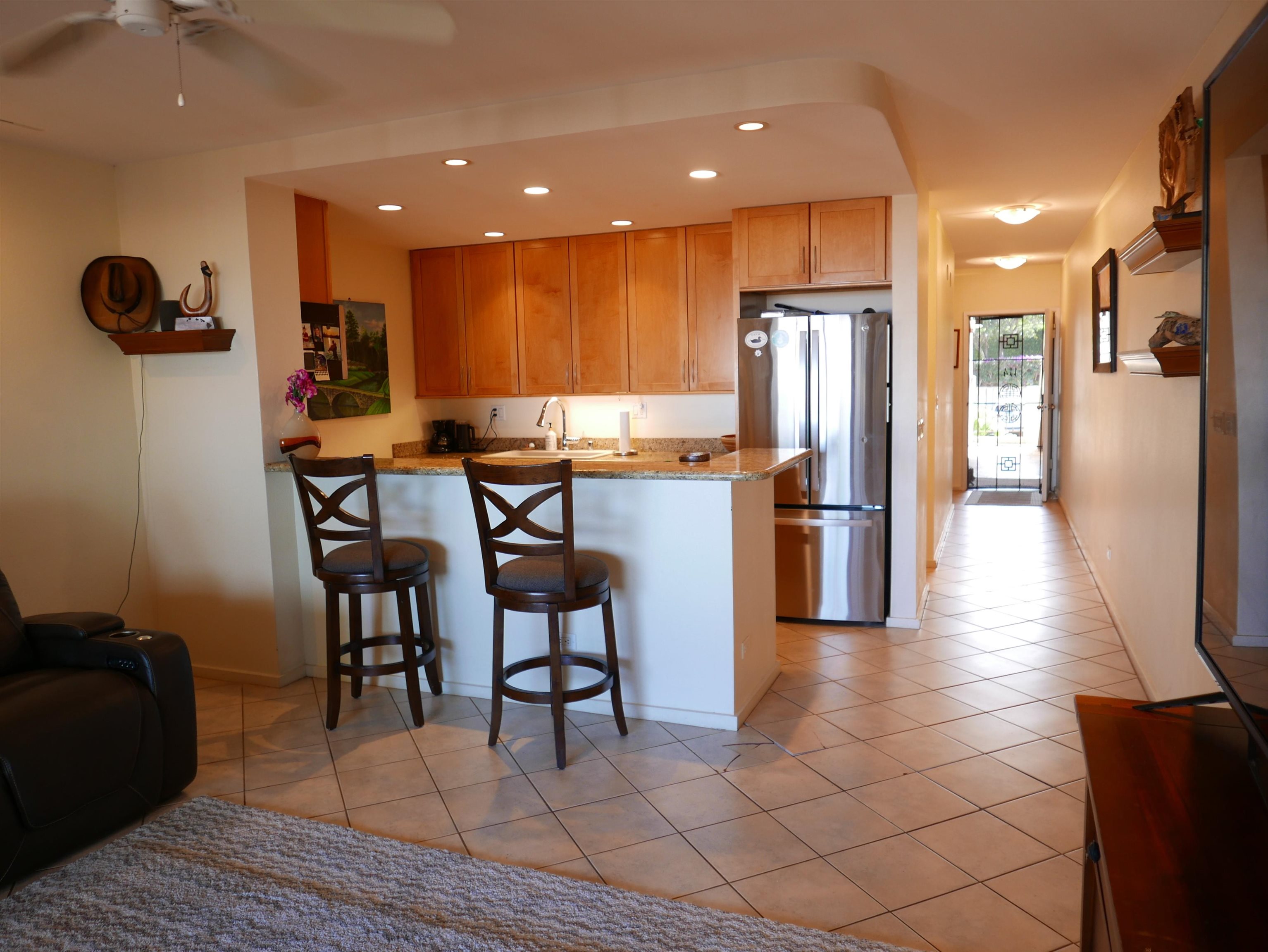 Mahinahina Beach condo # 114, Lahaina, Hawaii - photo 8 of 38