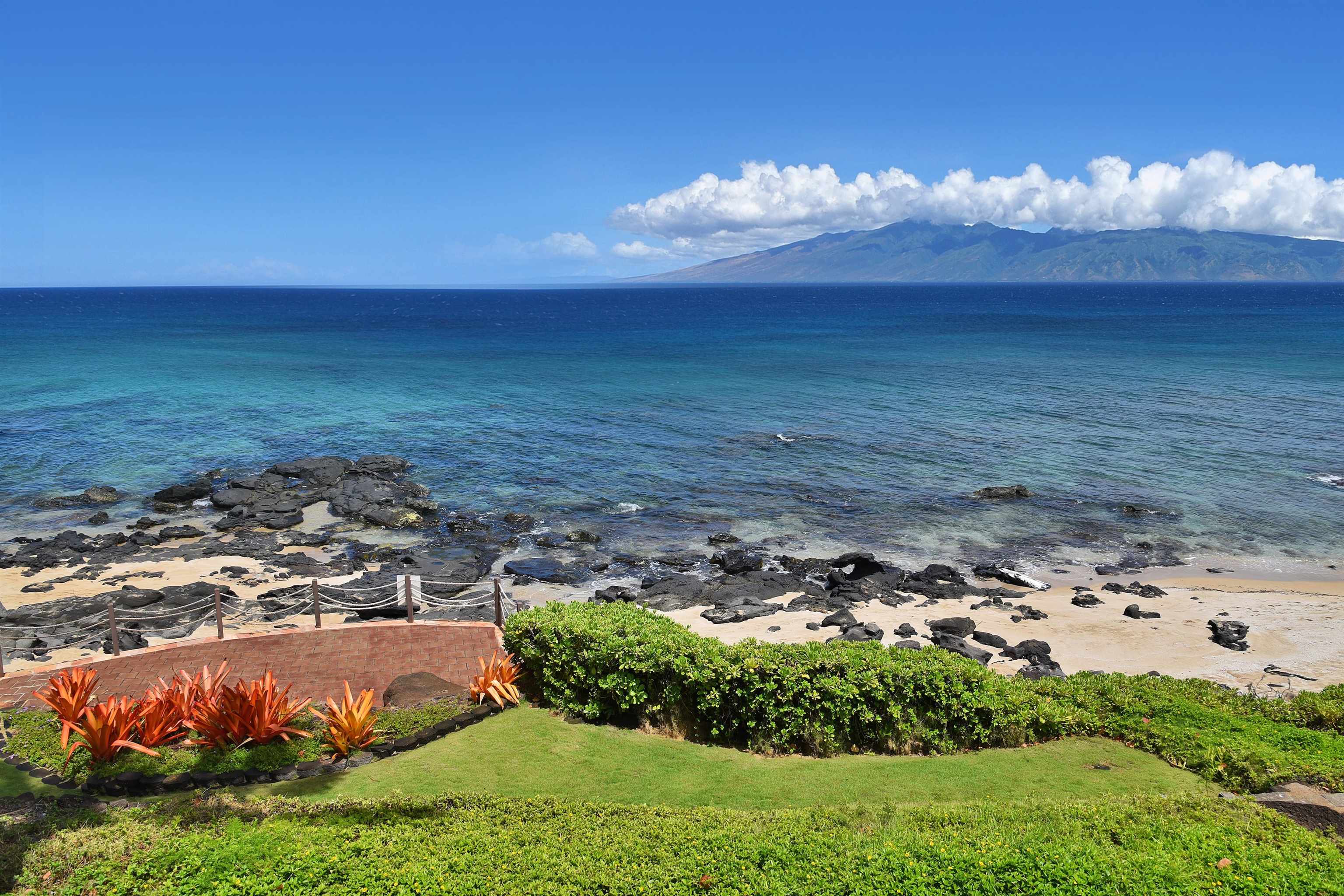 Mahinahina Beach condo # 208, Lahaina, Hawaii - photo 15 of 20