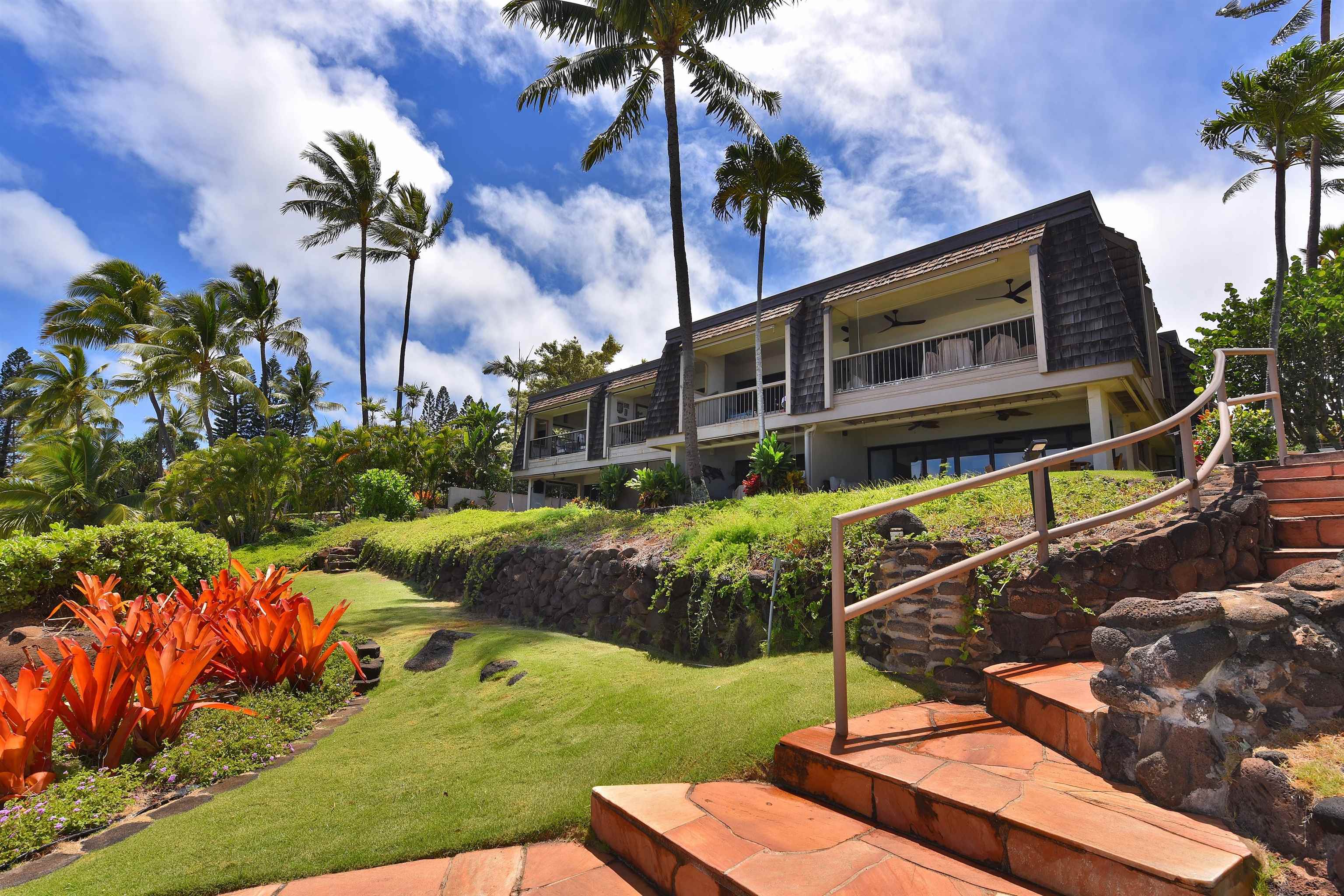 Mahinahina Beach condo # 208, Lahaina, Hawaii - photo 16 of 20