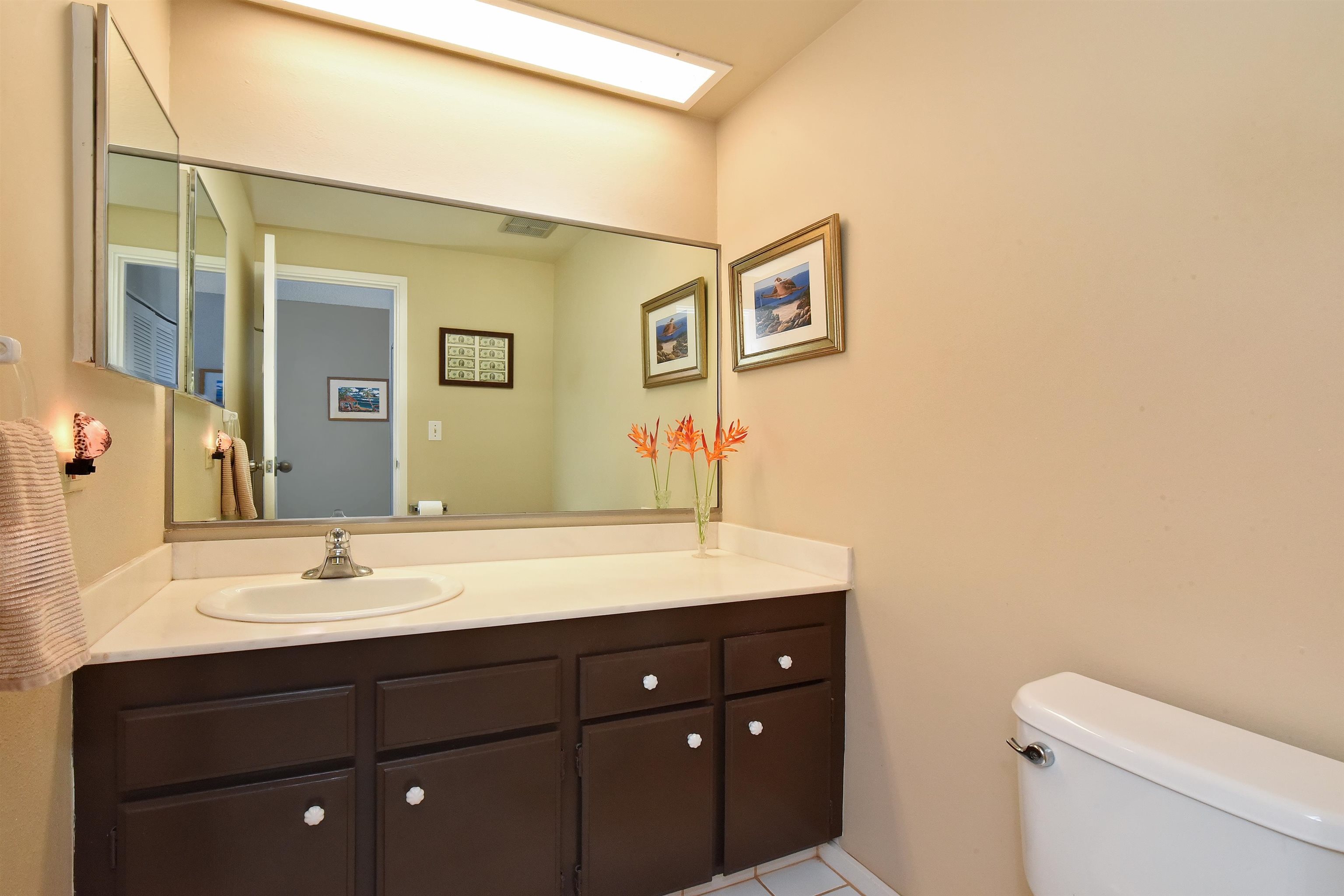 Mahinahina Beach condo # 208, Lahaina, Hawaii - photo 9 of 20