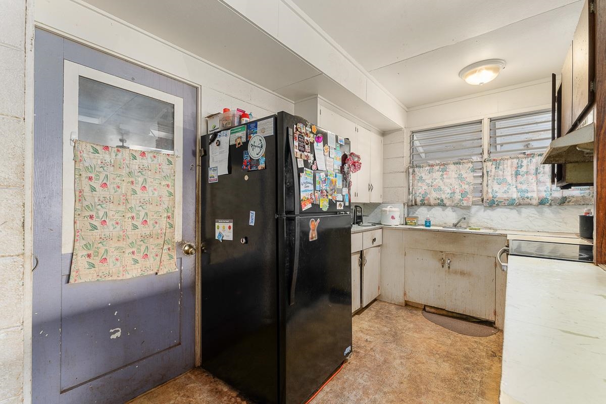 401  Kamehameha Ave , Kahului home - photo 8 of 25