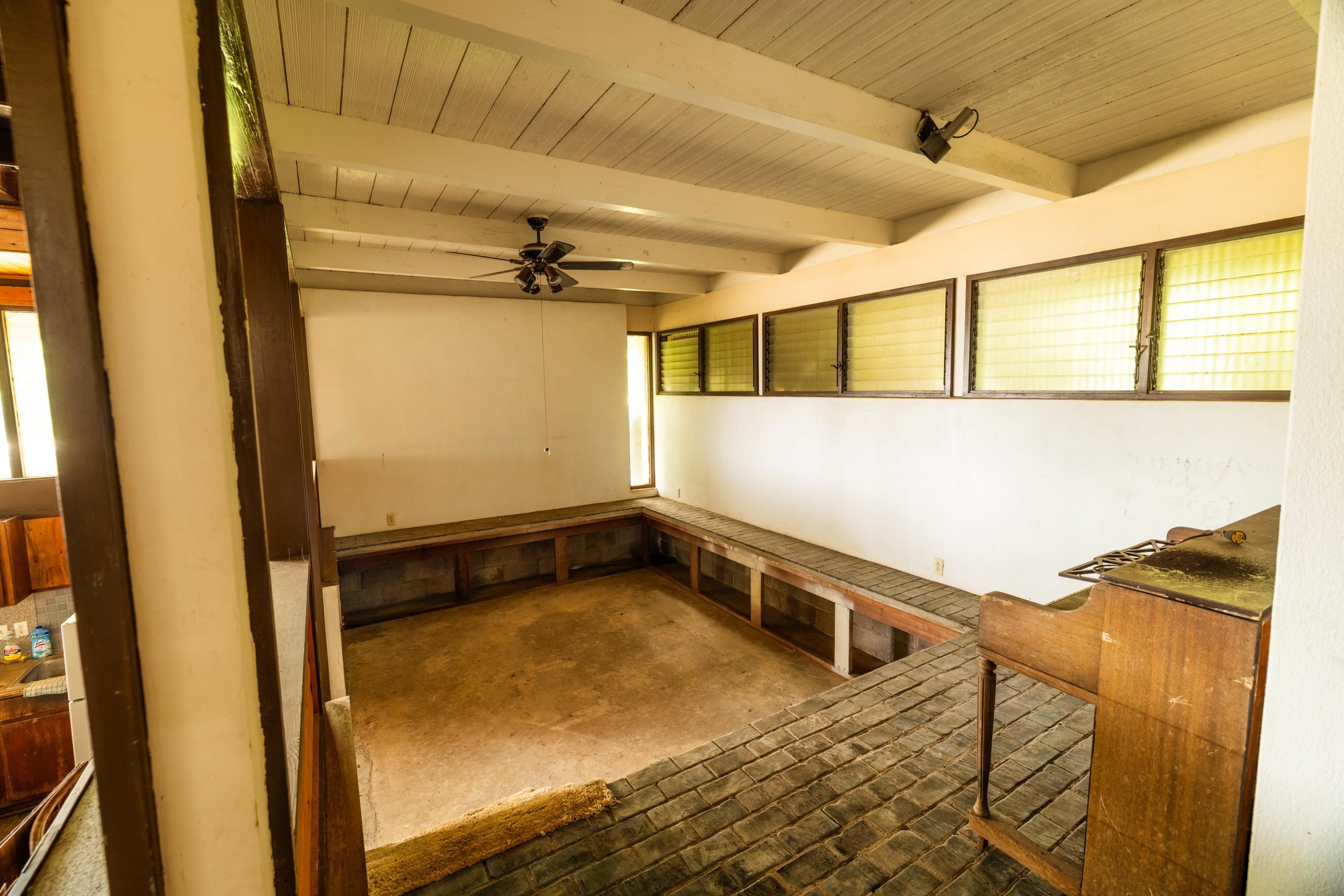 401  Palani Pl Wailuku Heights, Wailuku home - photo 13 of 40