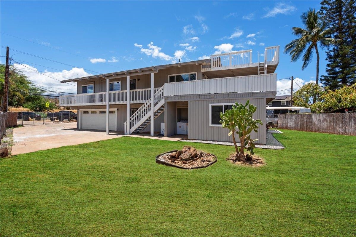 402  Auhana Rd , Kihei home - photo 2 of 42