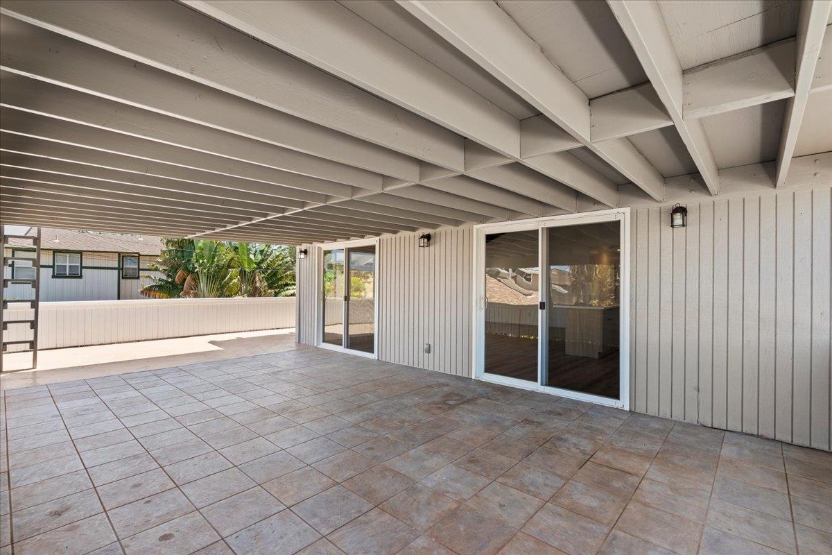 402  Auhana Rd , Kihei home - photo 13 of 42