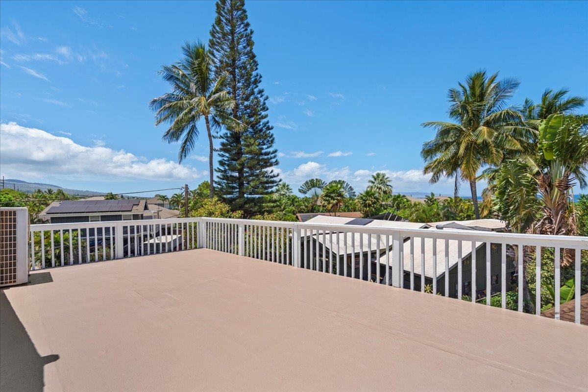 402  Auhana Rd , Kihei home - photo 16 of 42