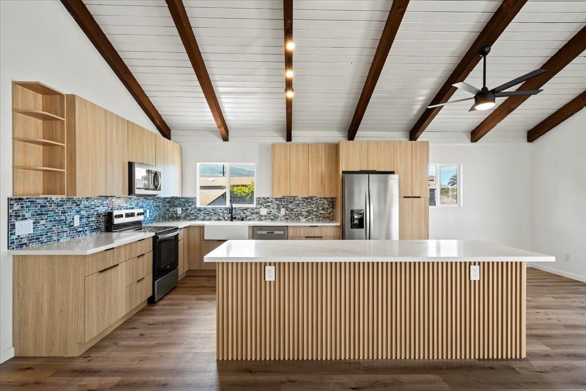 402  Auhana Rd , Kihei home - photo 6 of 42