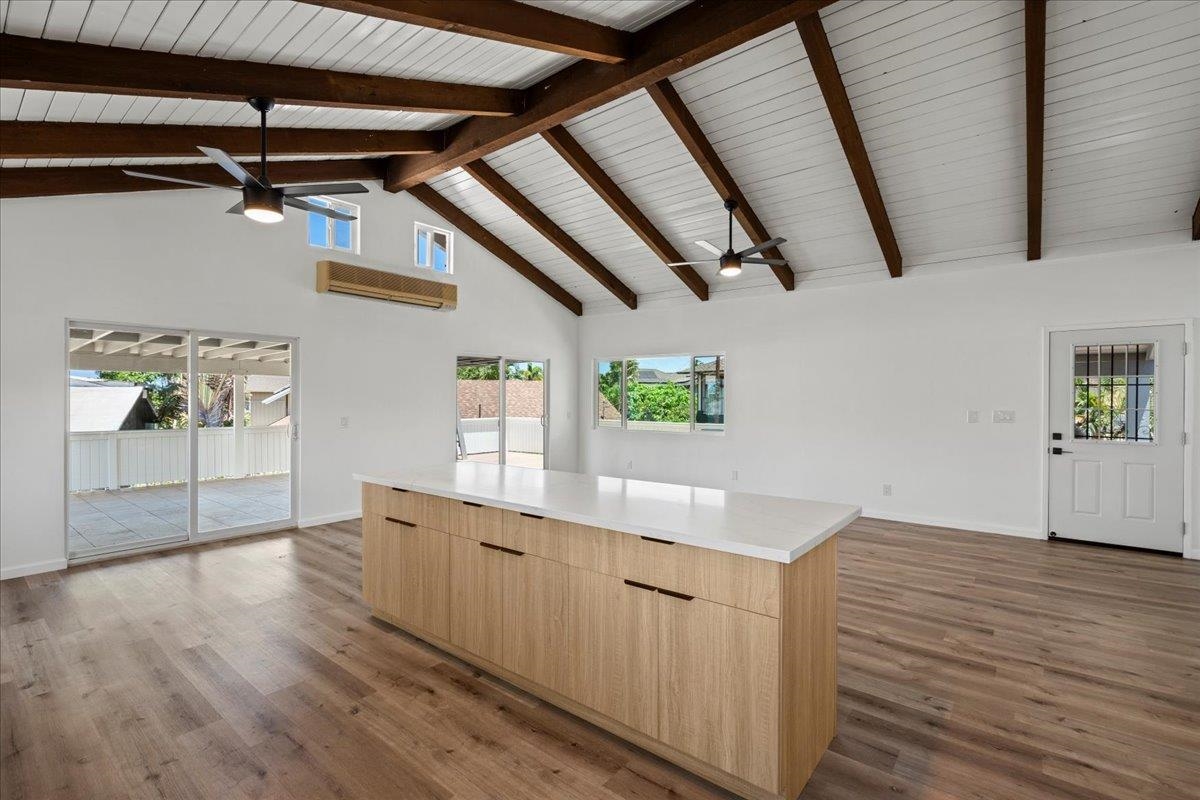 402  Auhana Rd , Kihei home - photo 10 of 42