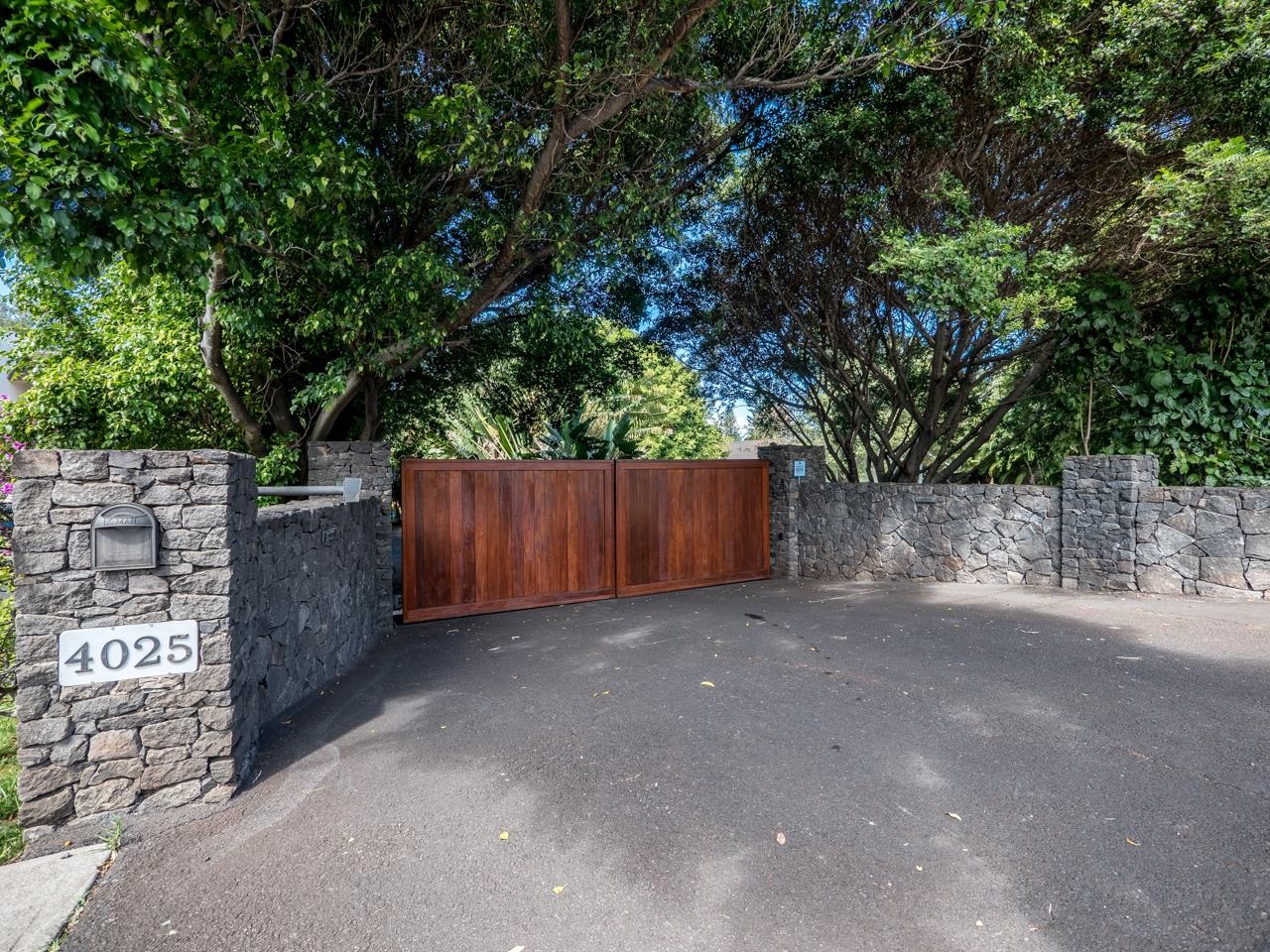 4025  Lower Honoapiilani Rd Kahana, Napili/Kahana/Honokowai home - photo 2 of 8