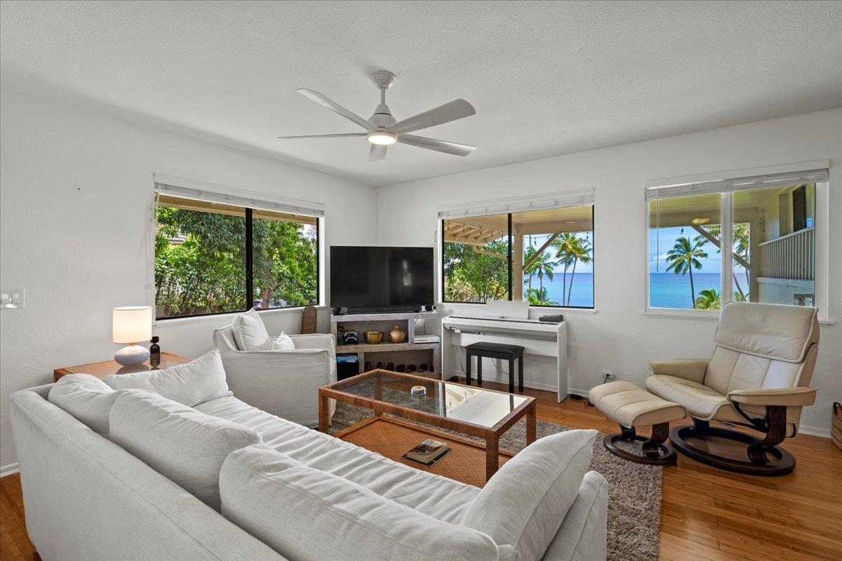 4025  Lower Honoapiilani Rd Kahana, Napili/Kahana/Honokowai home - photo 4 of 39
