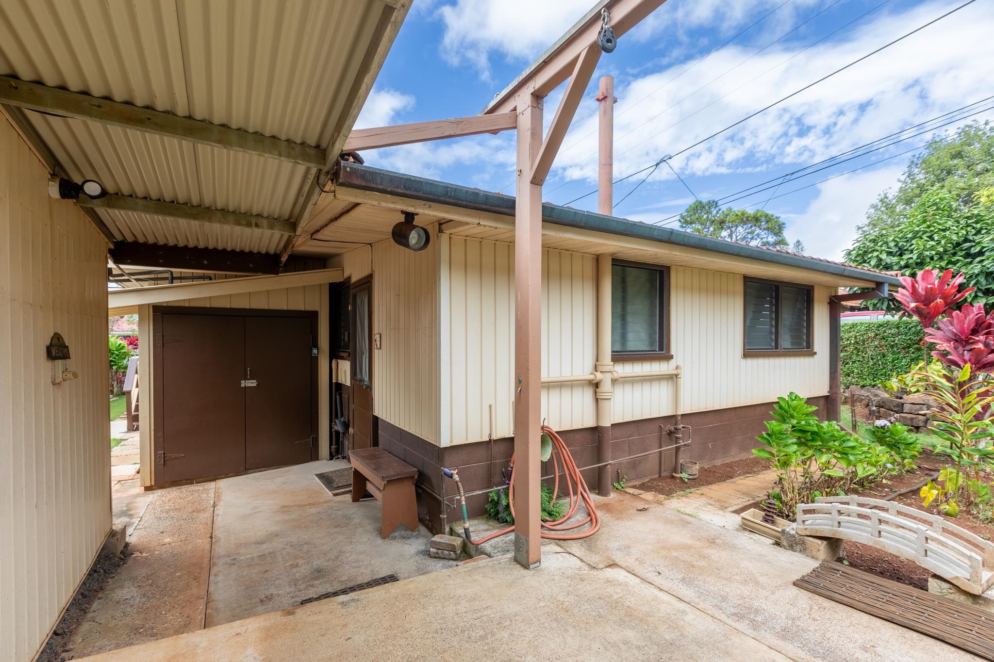 404  Fourth St , Lanai home - photo 14 of 37