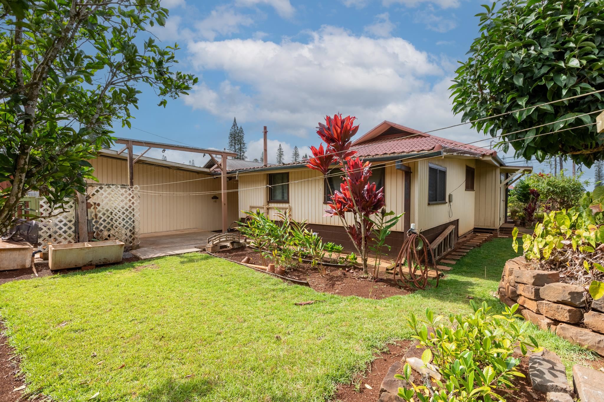 404  Fourth St , Lanai home - photo 15 of 37