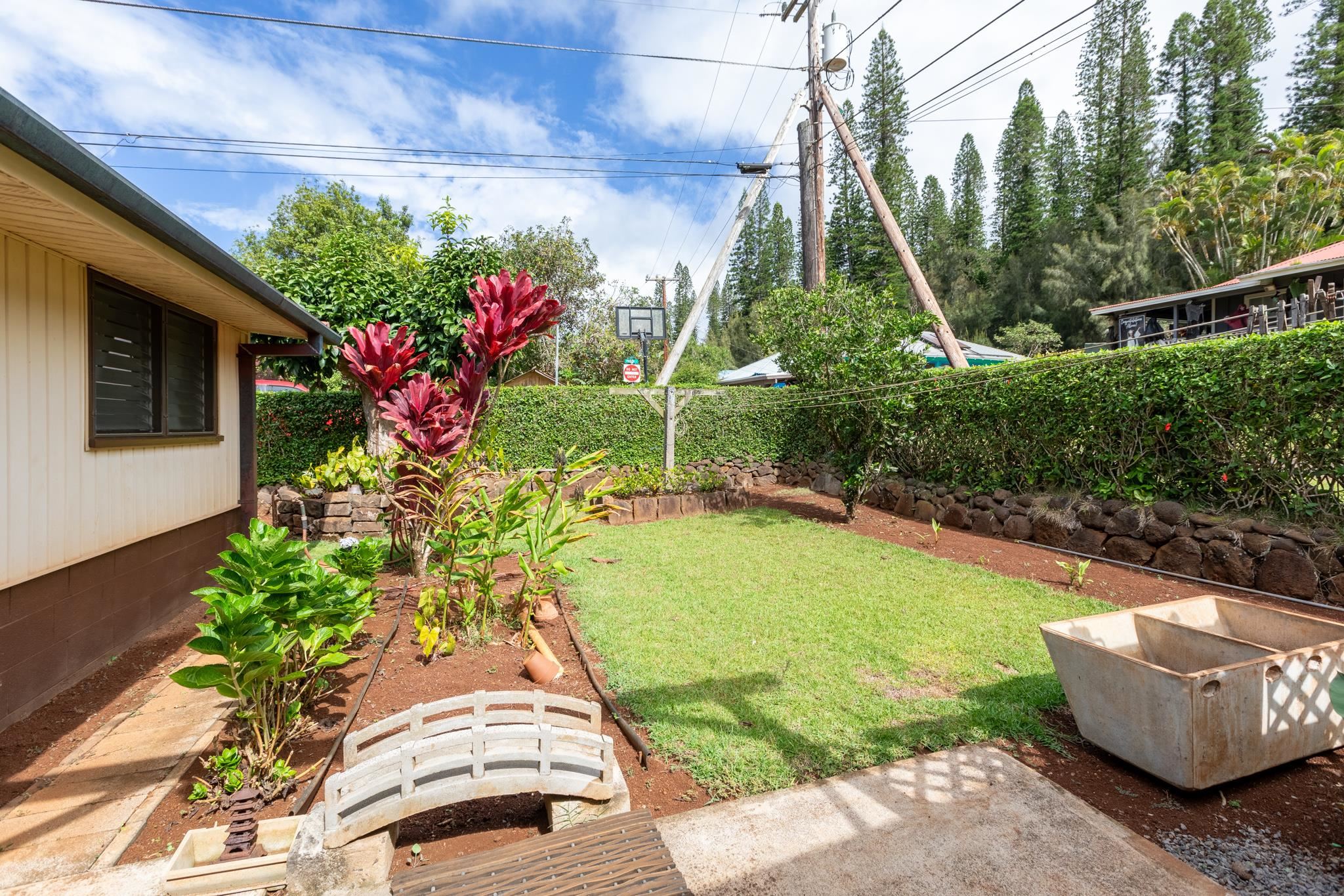 404  Fourth St , Lanai home - photo 17 of 37