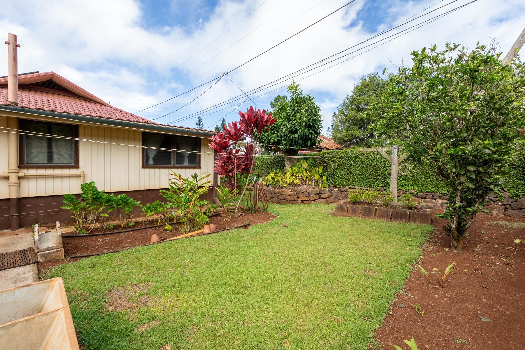 404  Fourth St , Lanai home - photo 18 of 37