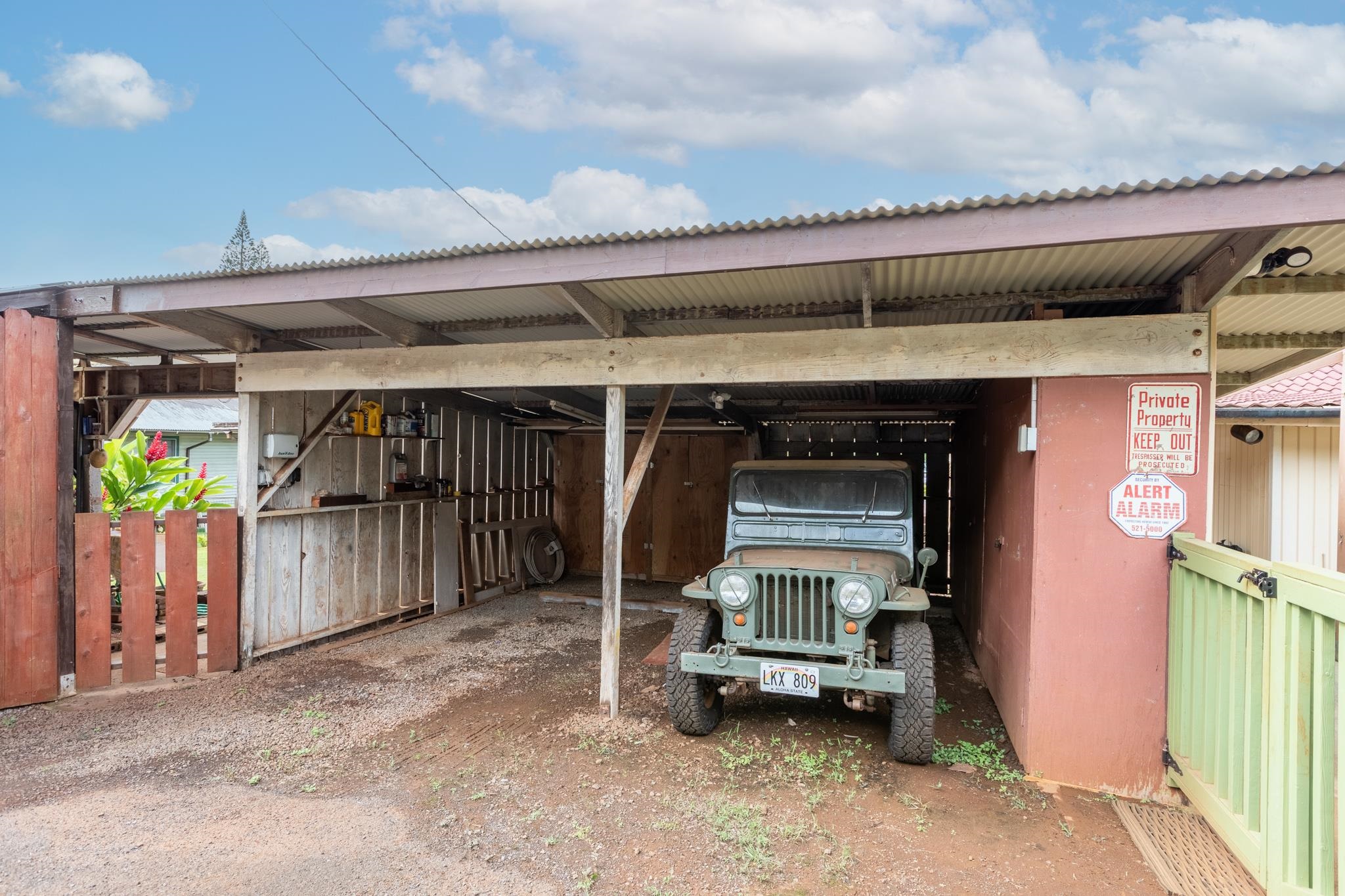 404  Fourth St , Lanai home - photo 19 of 37