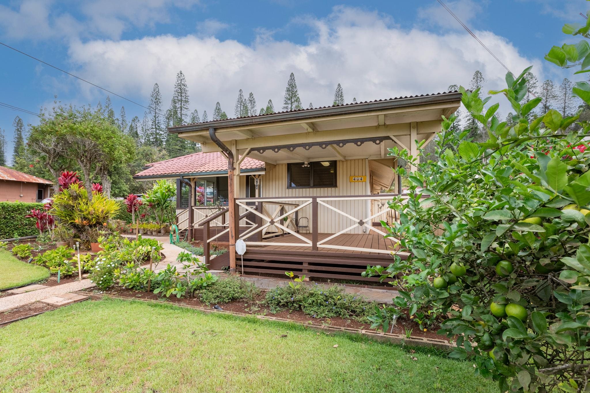 404  Fourth St , Lanai home - photo 8 of 37