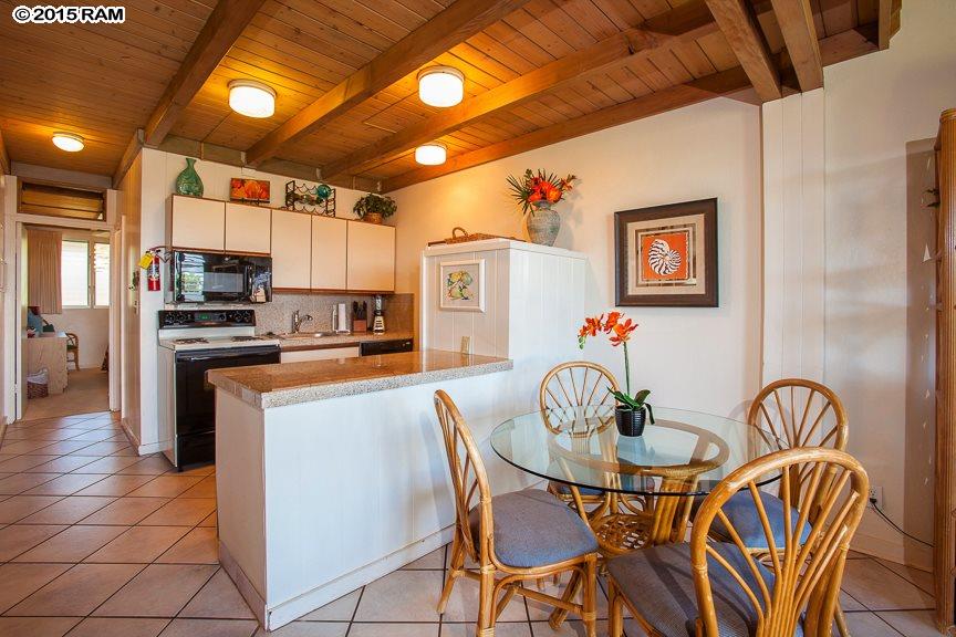 Mahina Surf condo # 218, Lahaina, Hawaii - photo 13 of 28